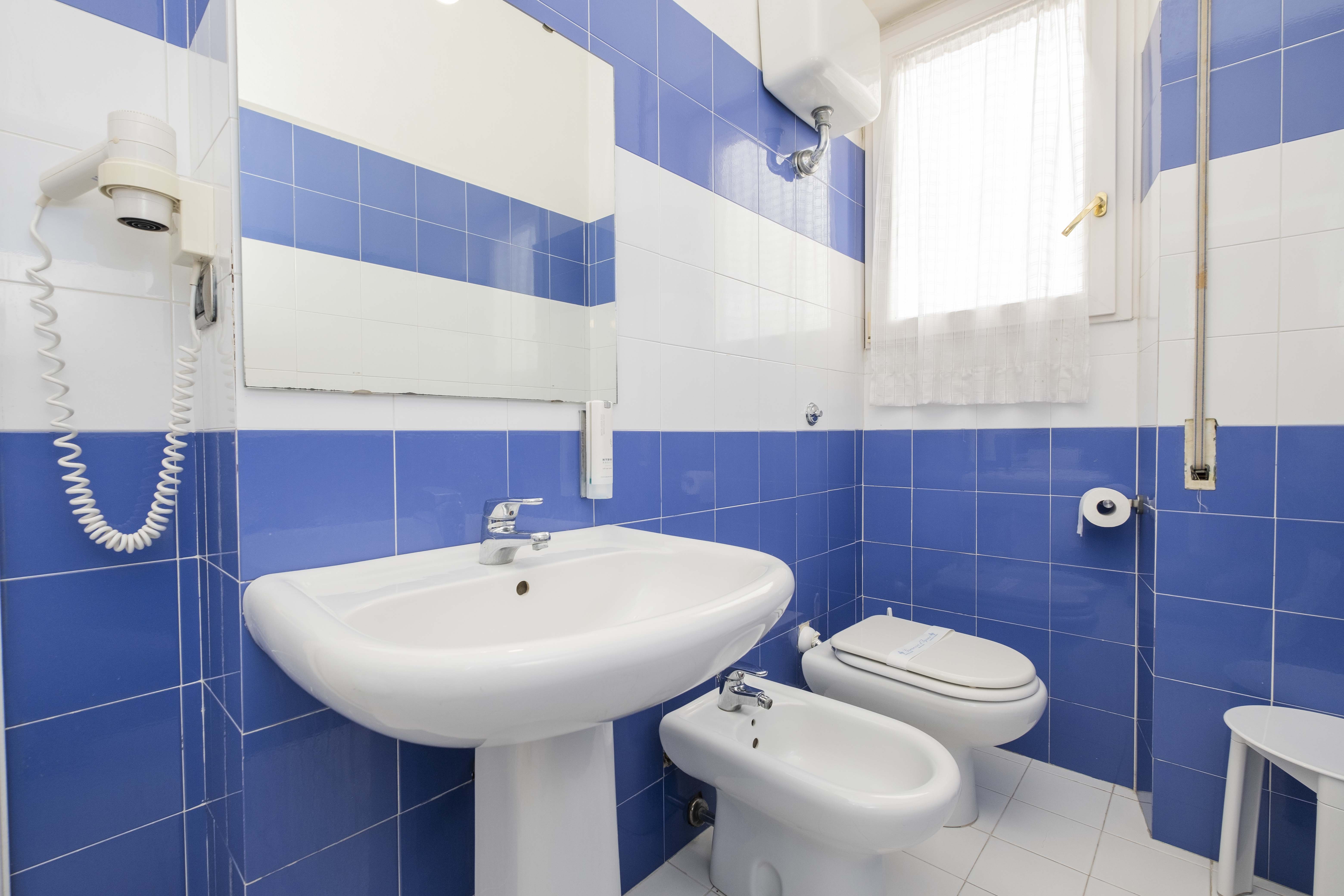 Family Room Capacity 5