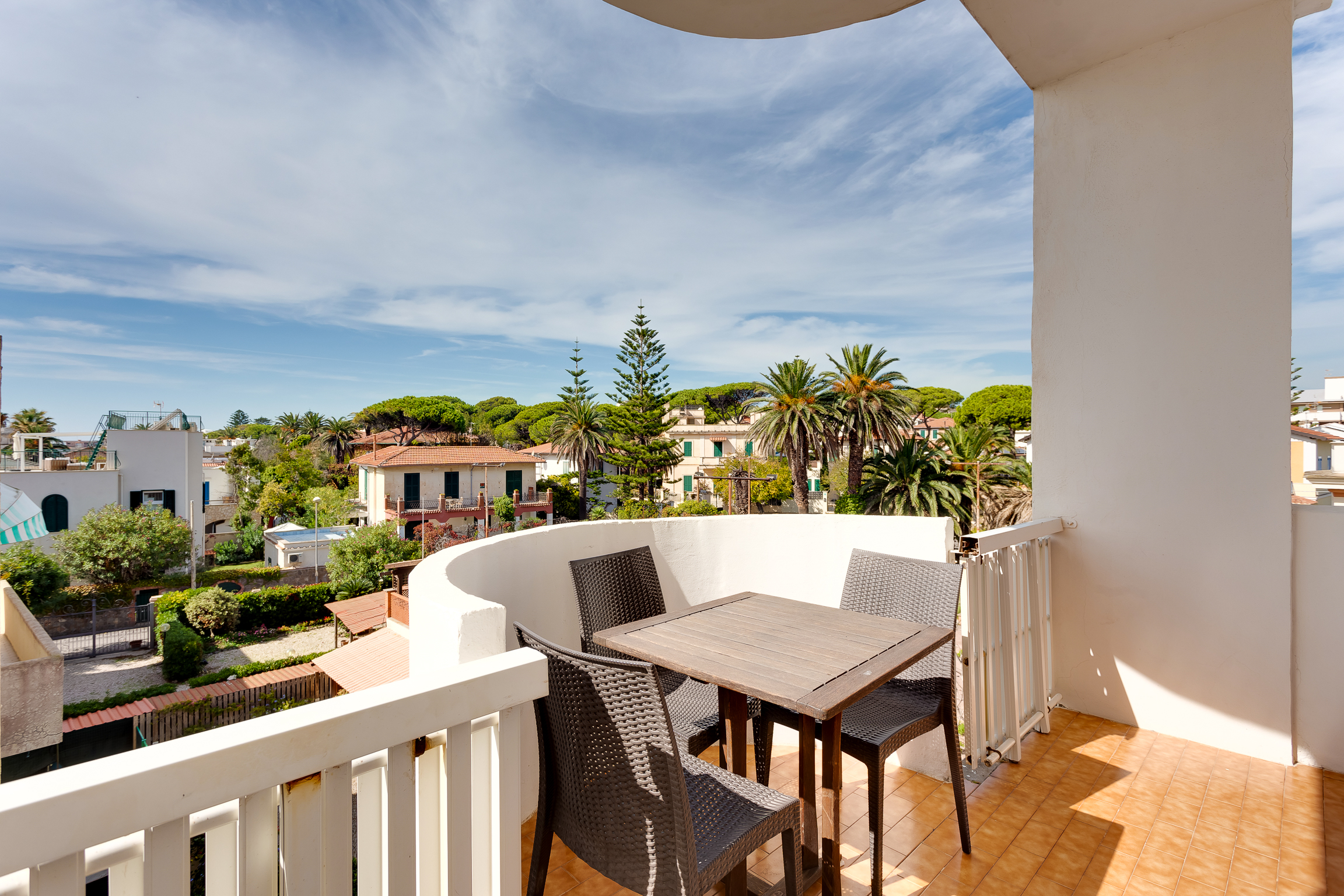 Family Room Capacity 5