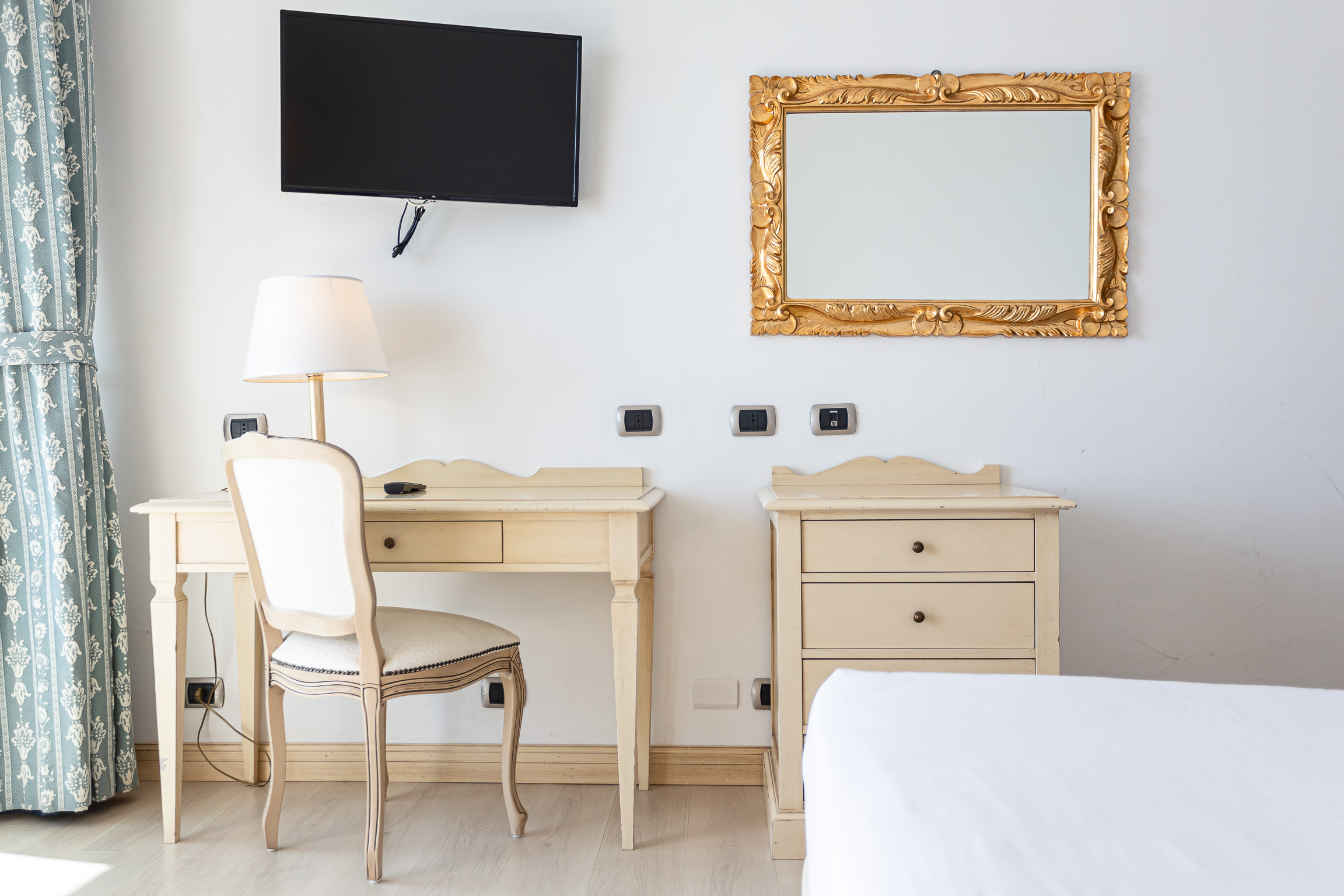 Double Single Superior Sea View