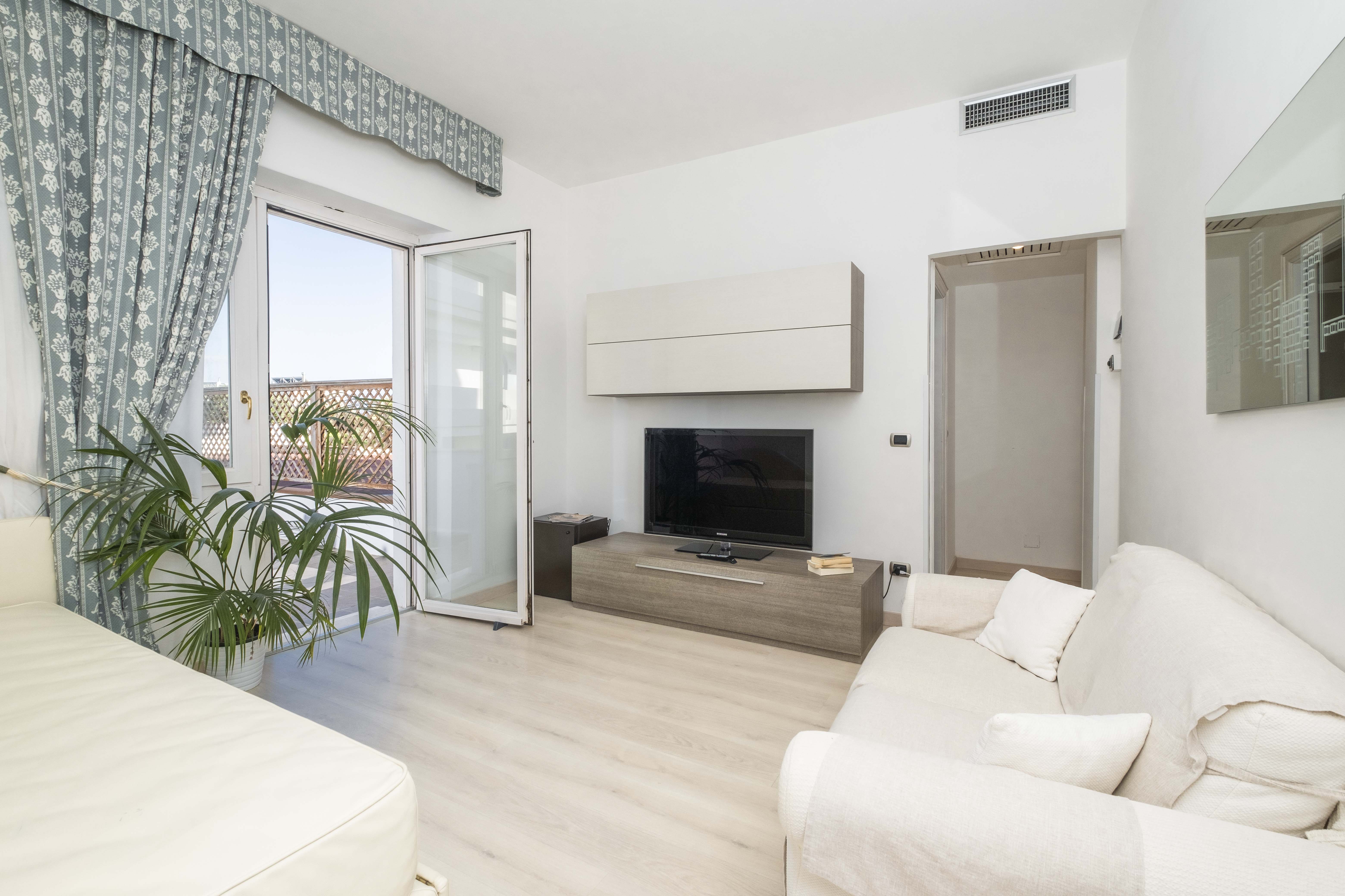 Family Room Capacity 4