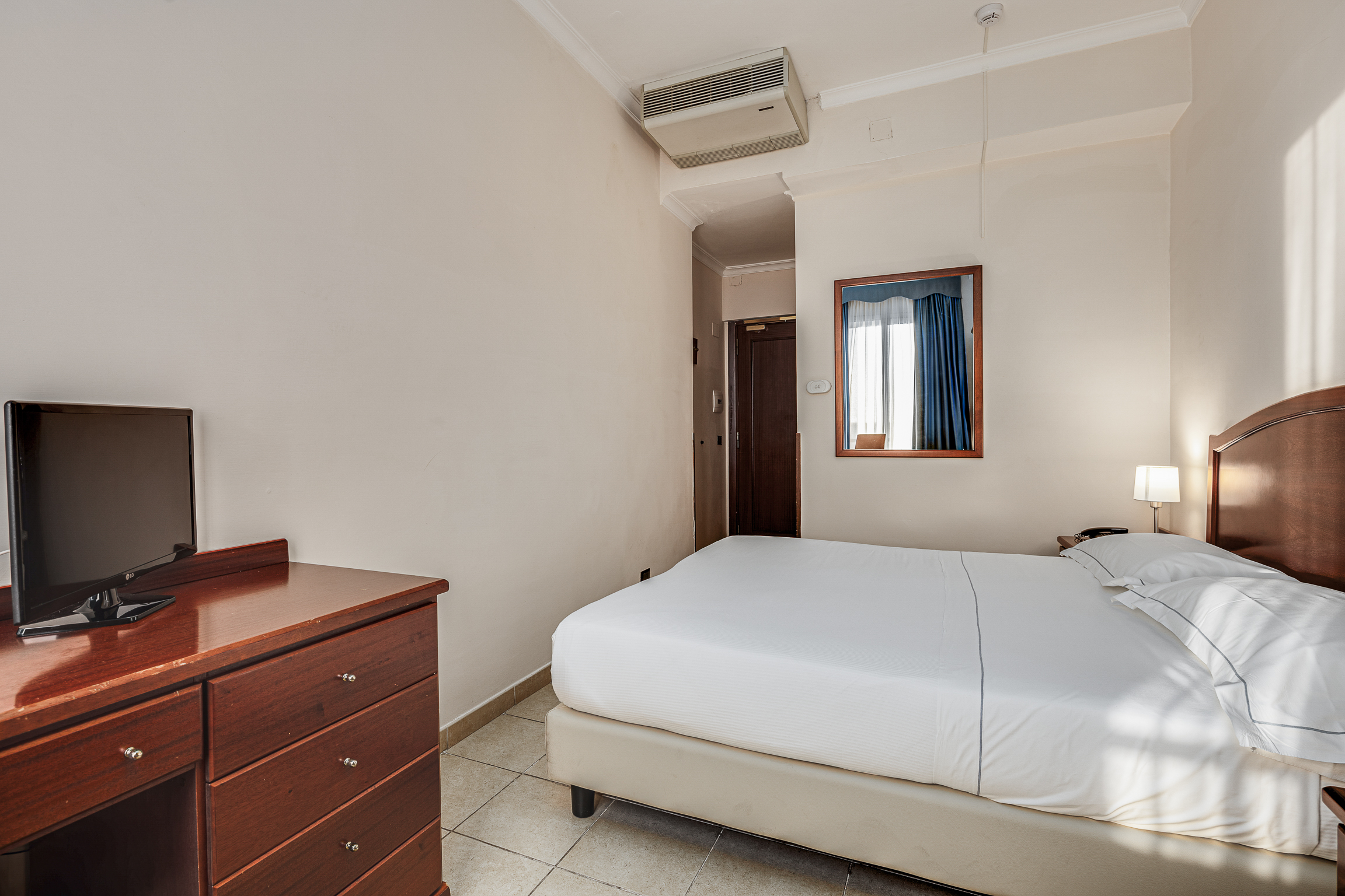 Double Single Economy