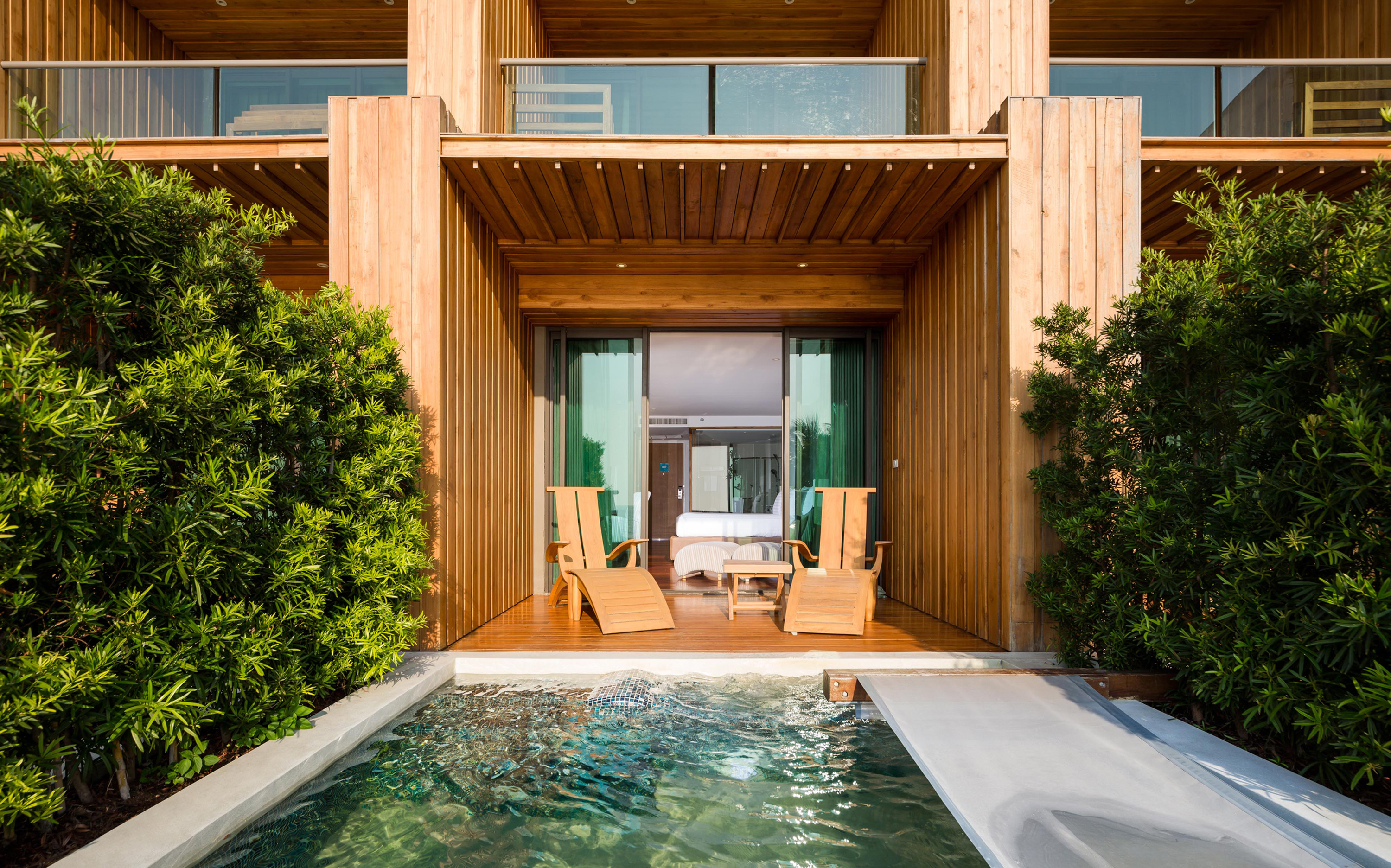 Suite with Private Pool