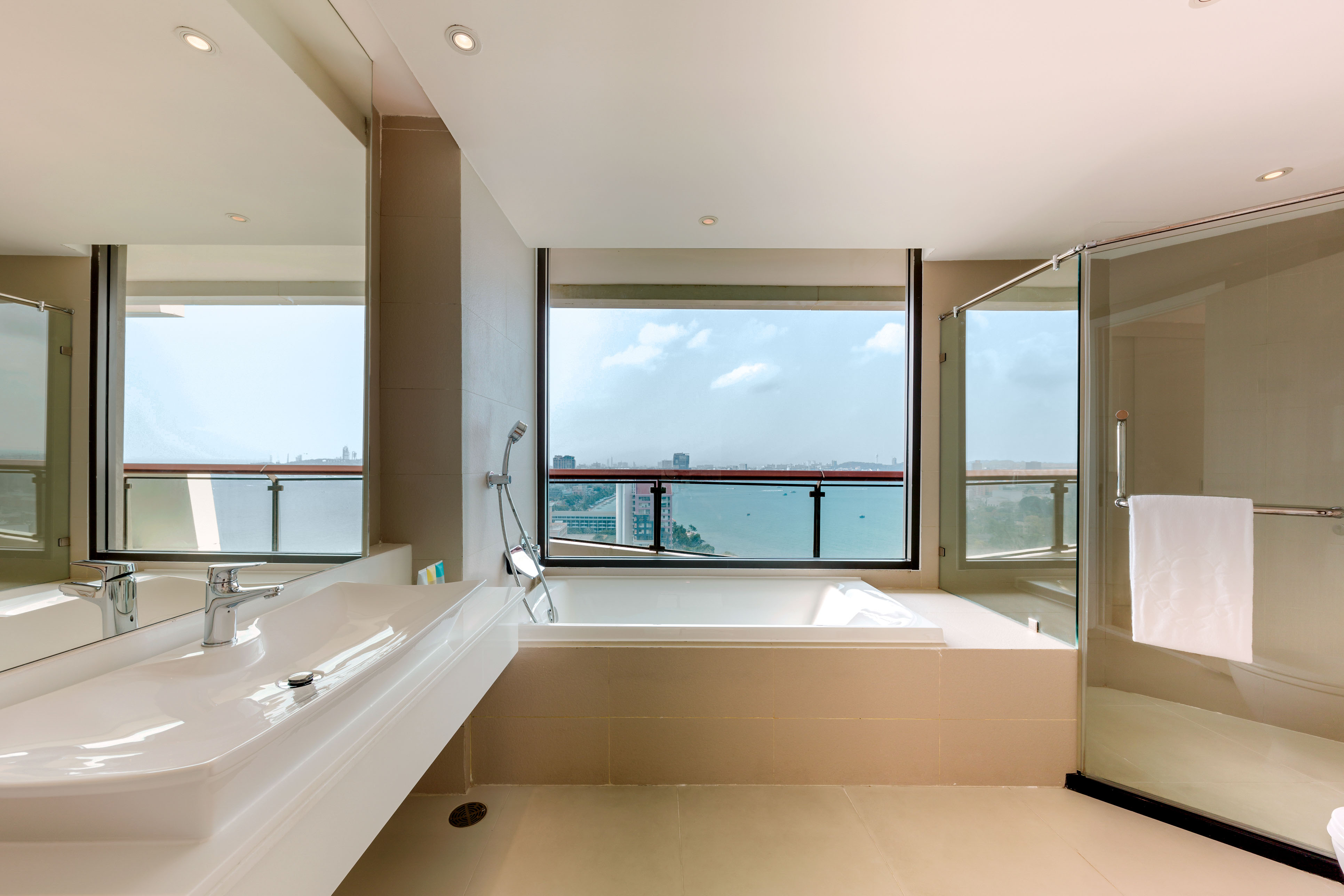 Double or Twin Deluxe