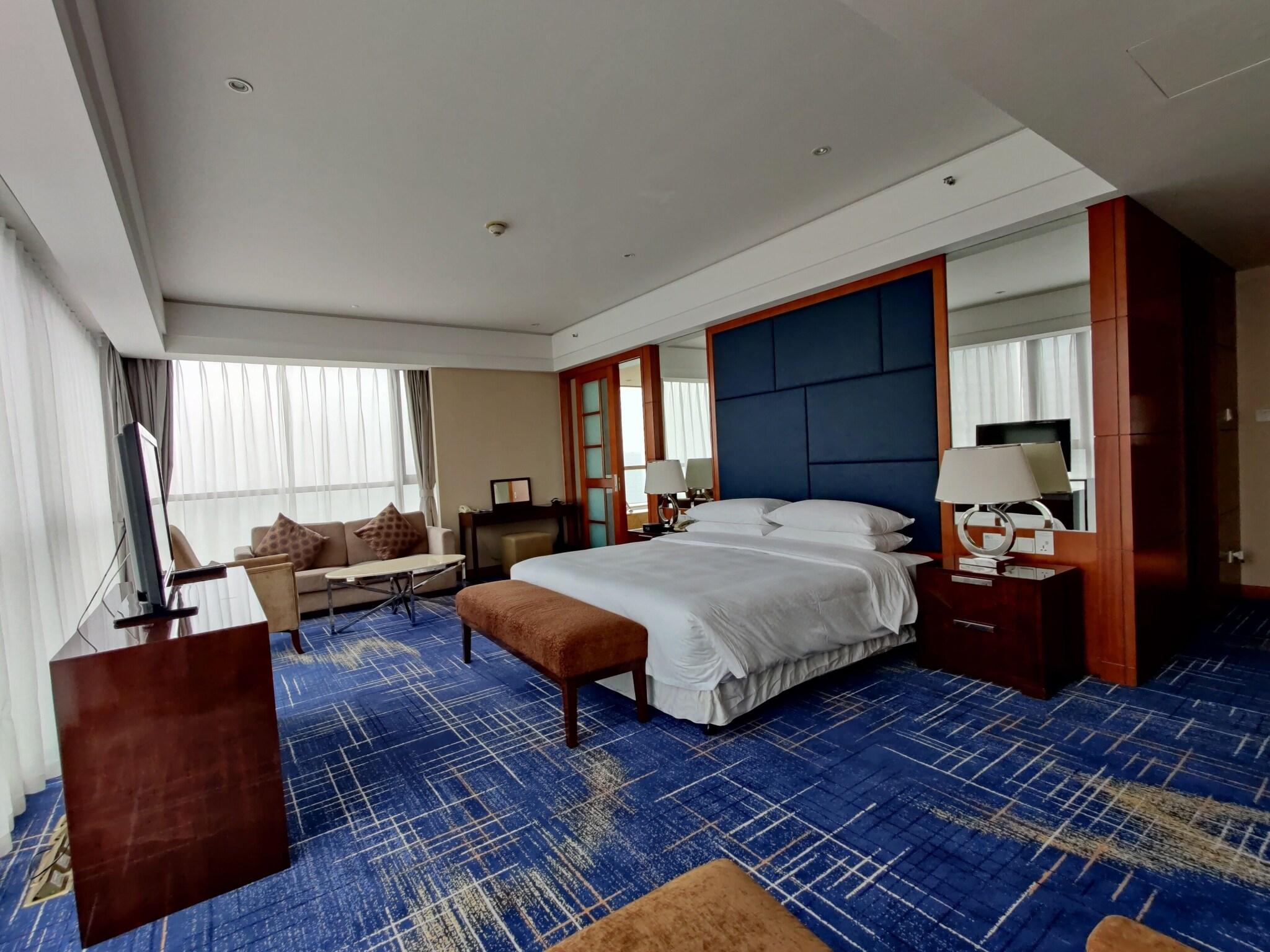 Suite Executive King Bed