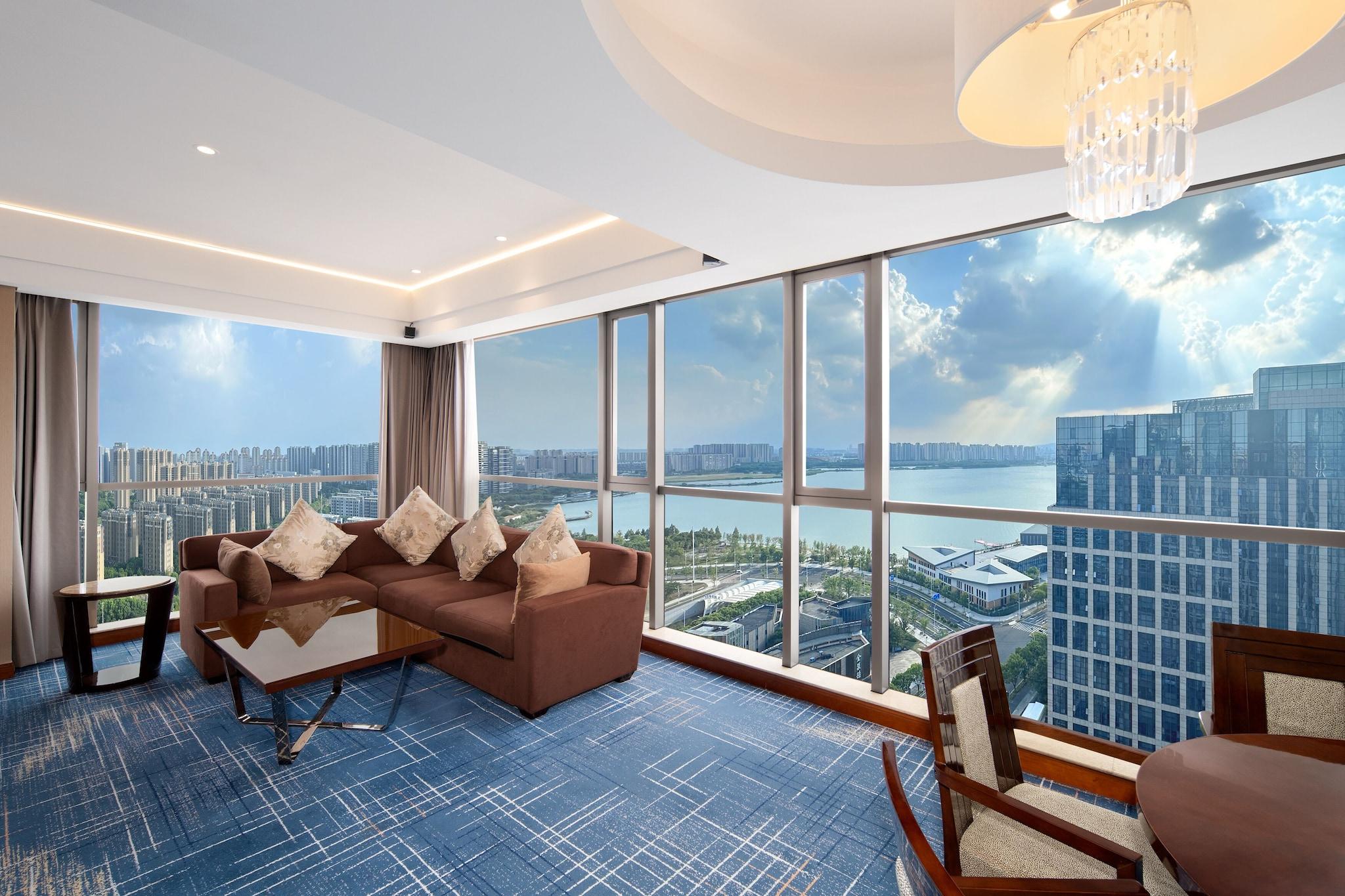 Suite Executive King Bed