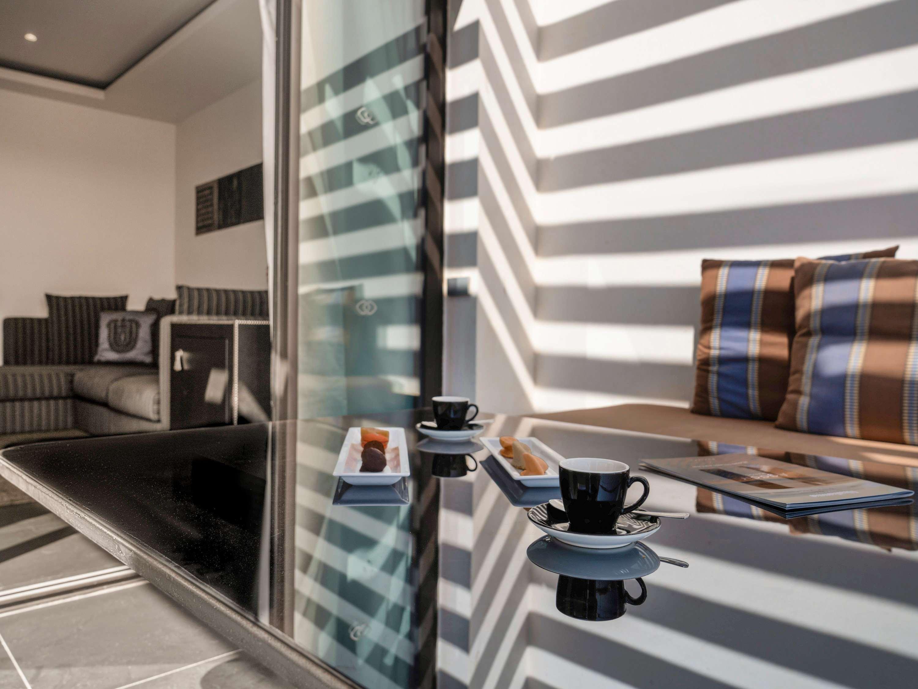 Suite Ocean View King Bed