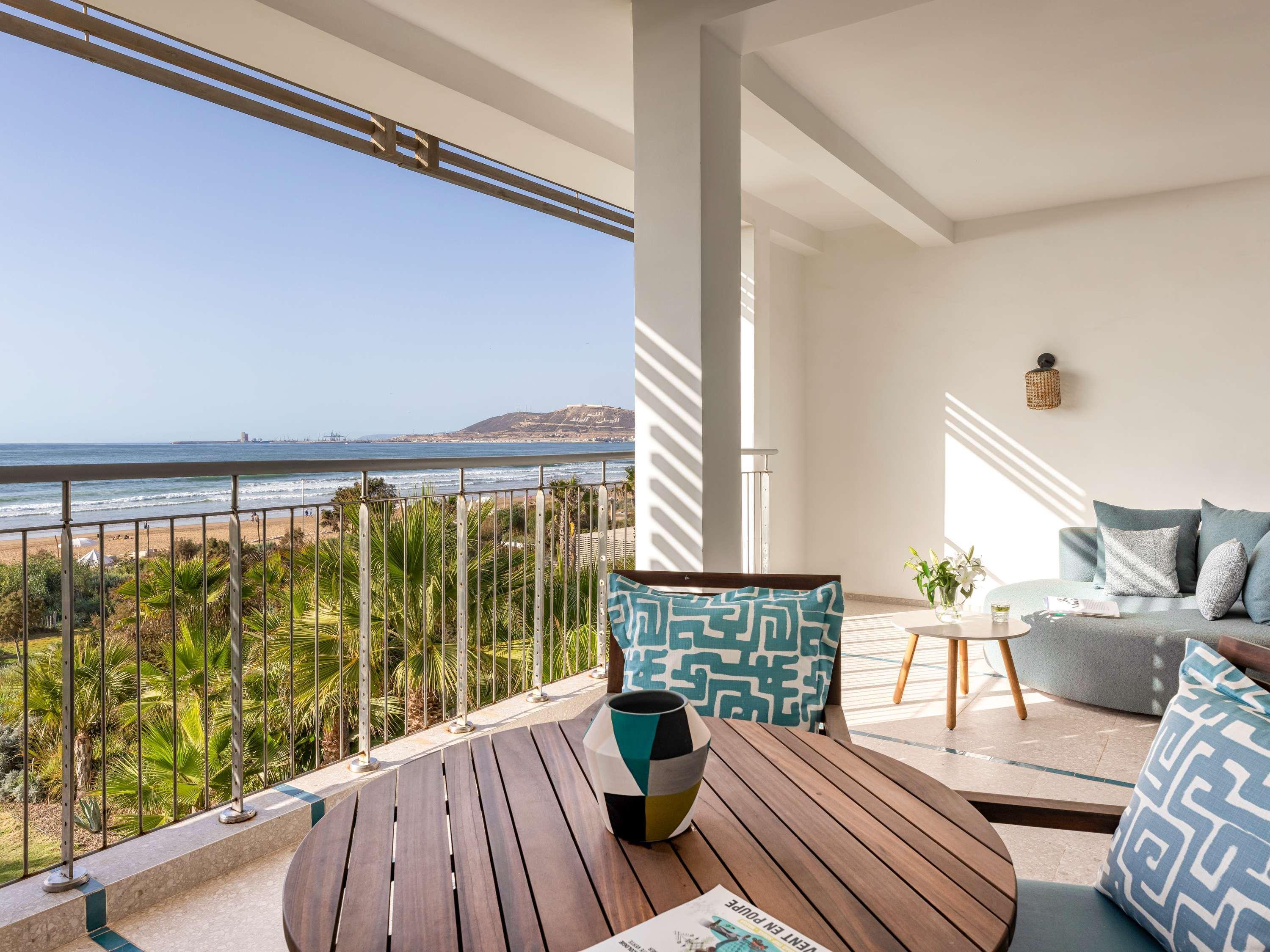 Suite Ocean View King Bed