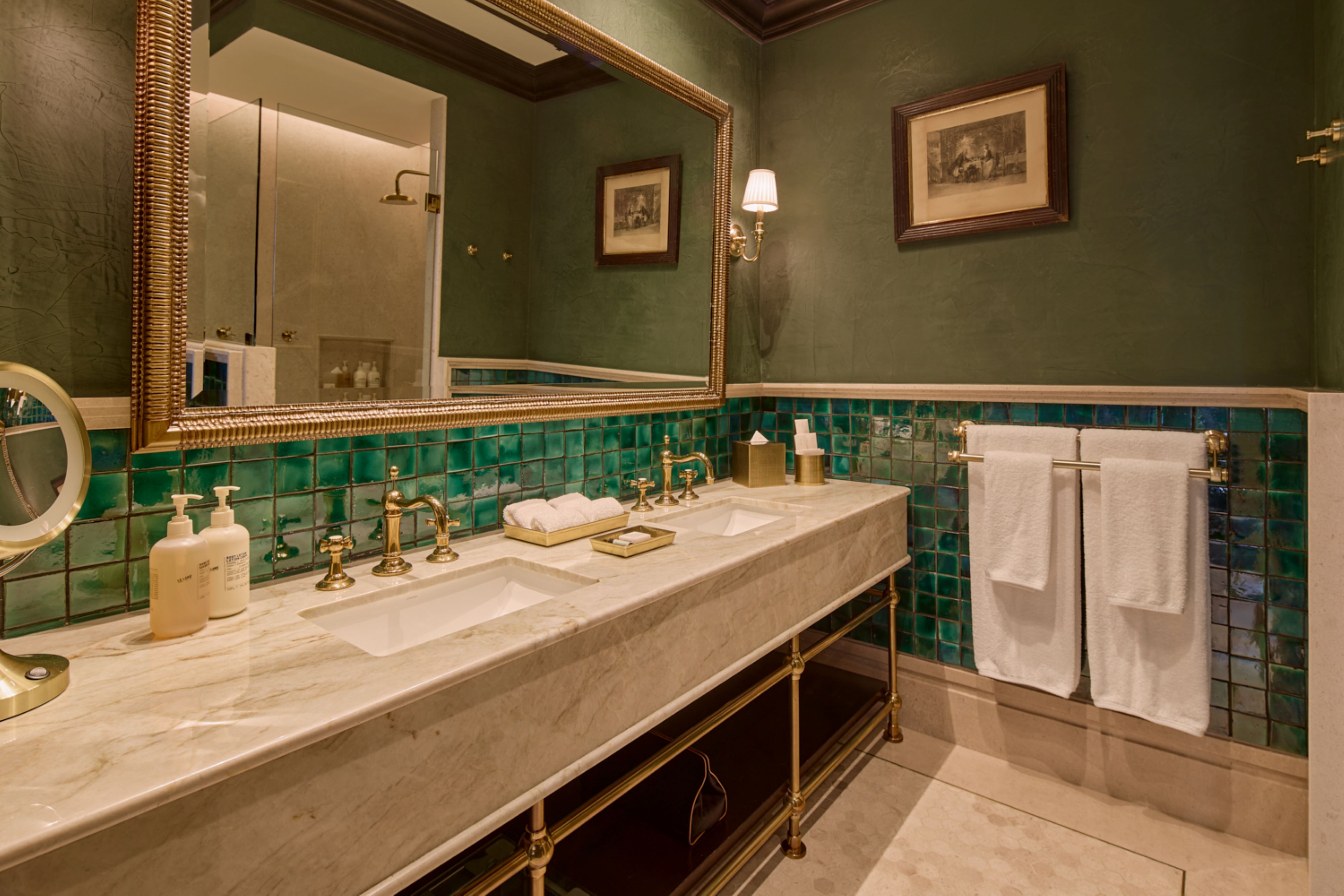 Suite with Double Bed