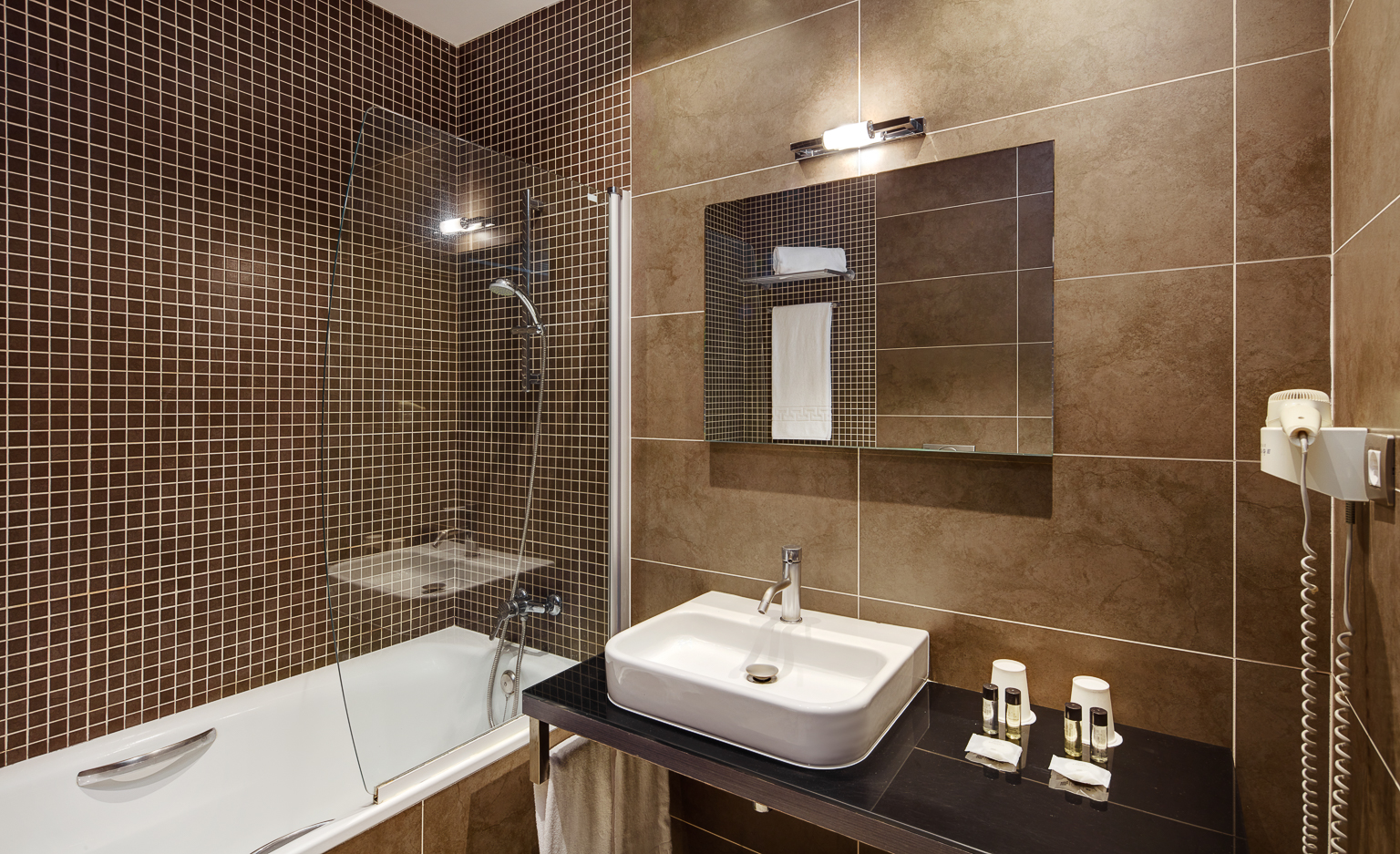 Double or Twin Standard