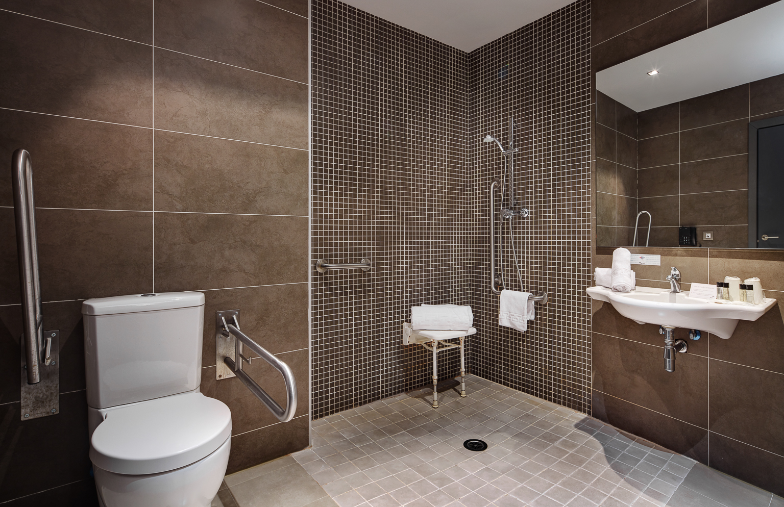 Double or Twin Standard