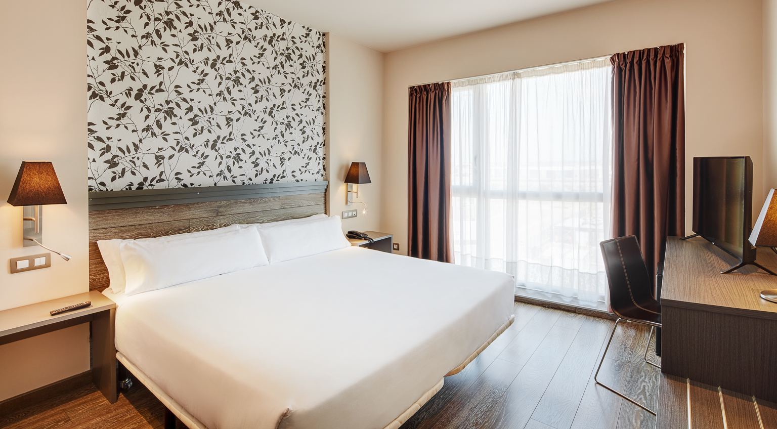 Double or Twin Standard