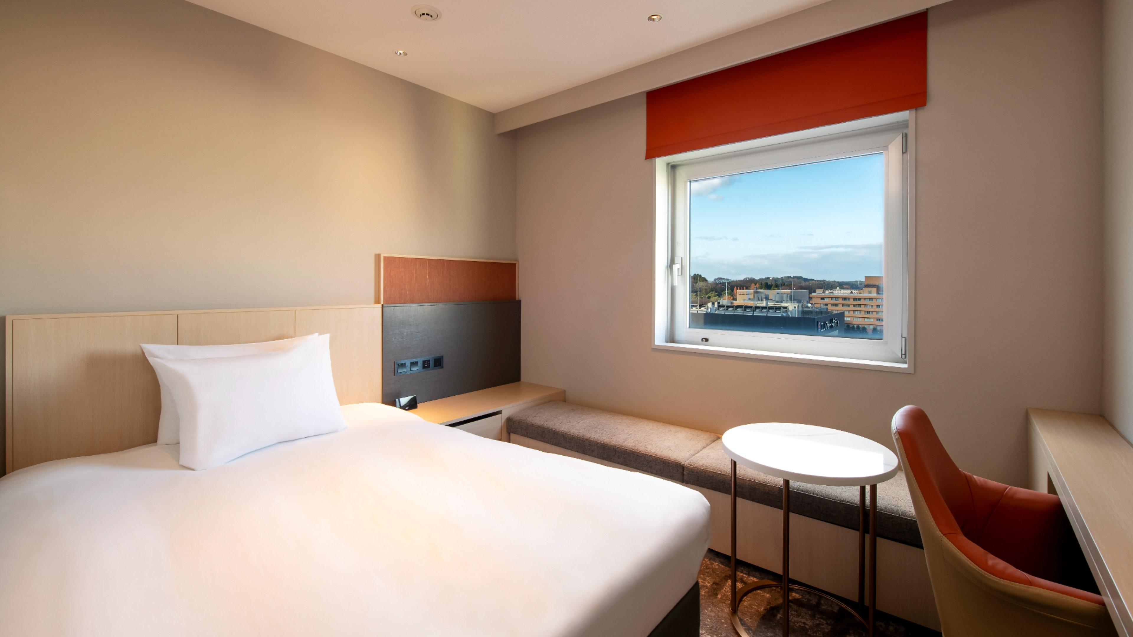 Double Queen Size Bed