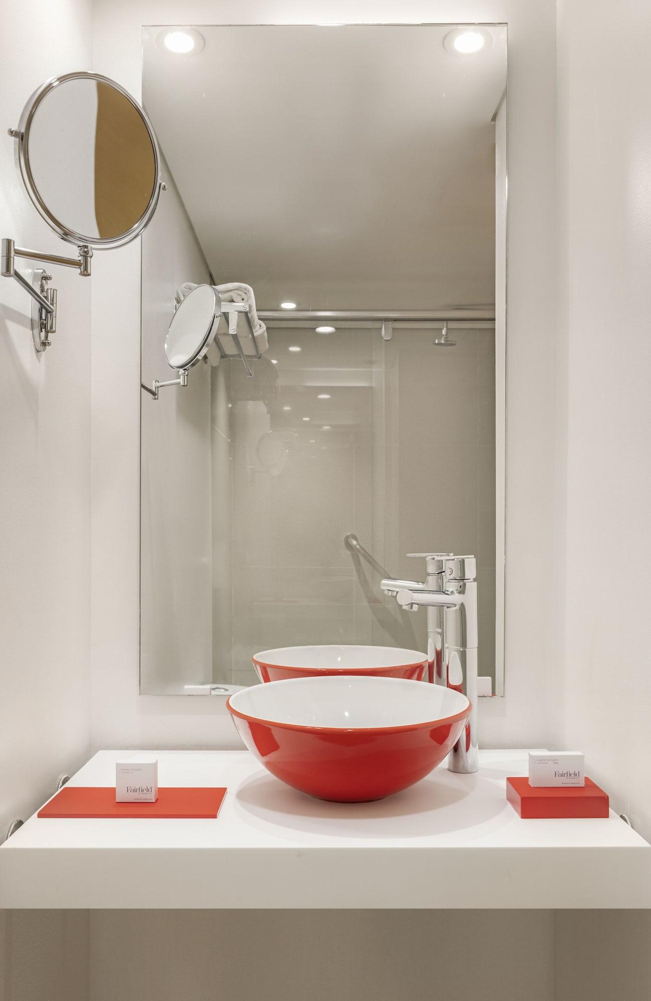 Suite Queen Size Bed