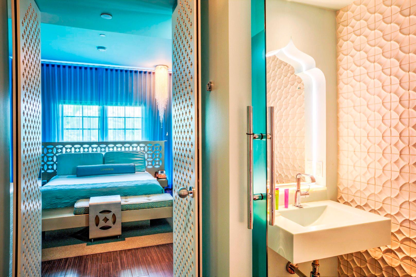 Double Deluxe King Bed