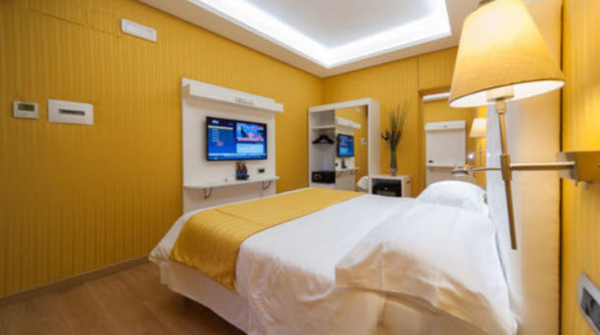 Double Superior King Bed