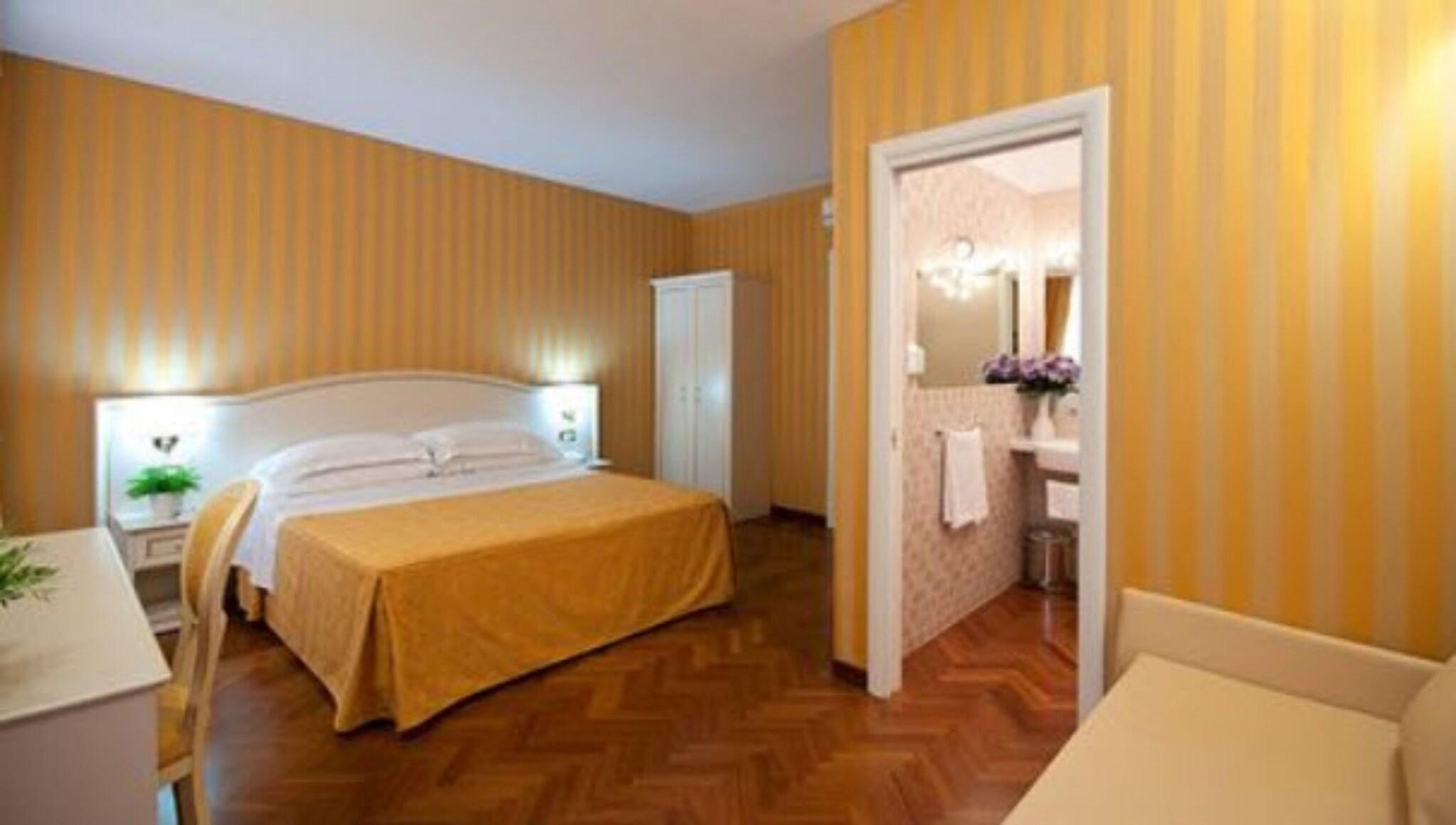 Double Superior King Bed