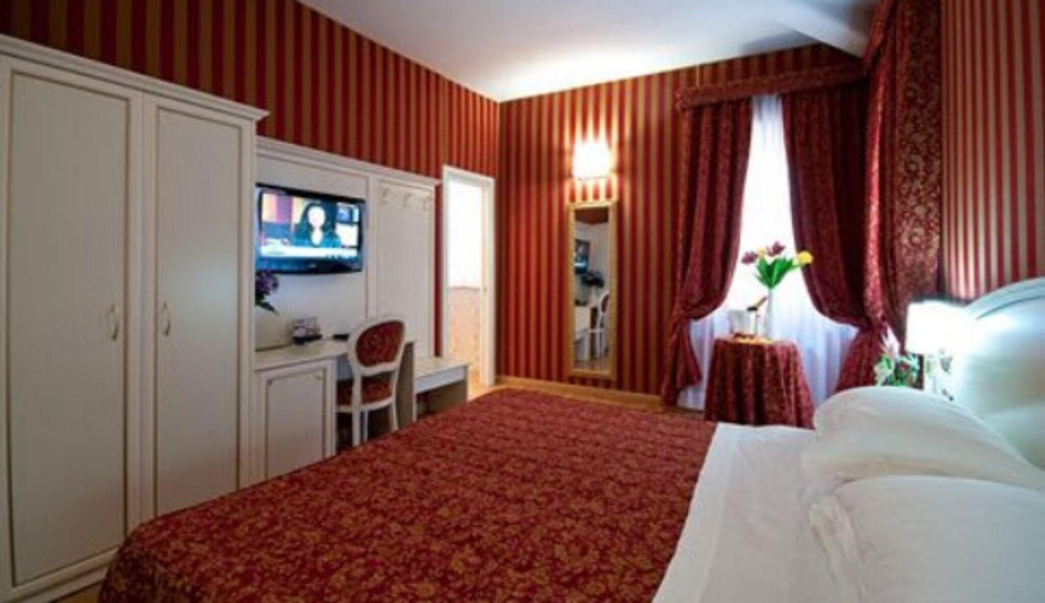 Double Superior King Bed