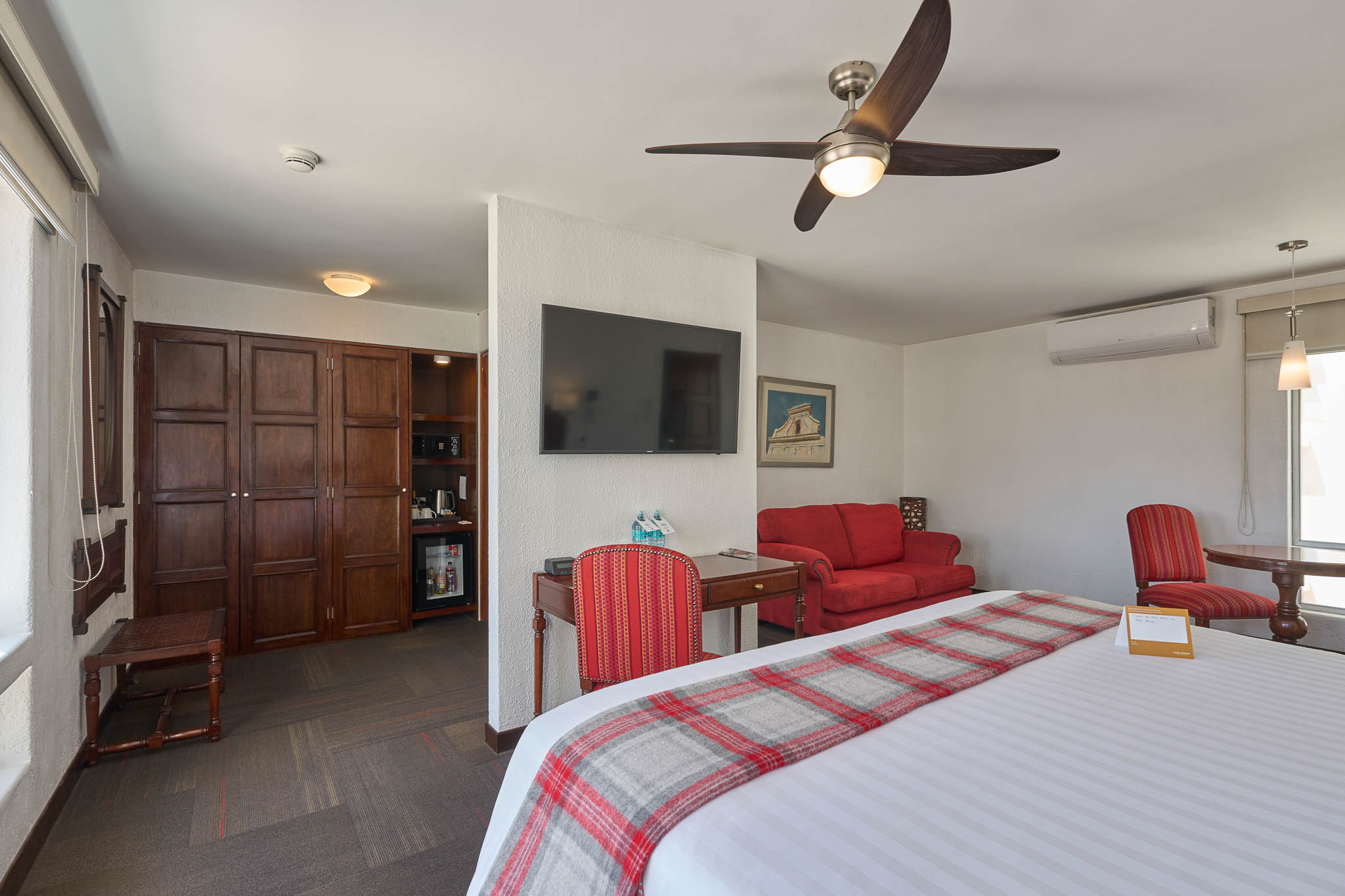 Junior Suite King Size Bed