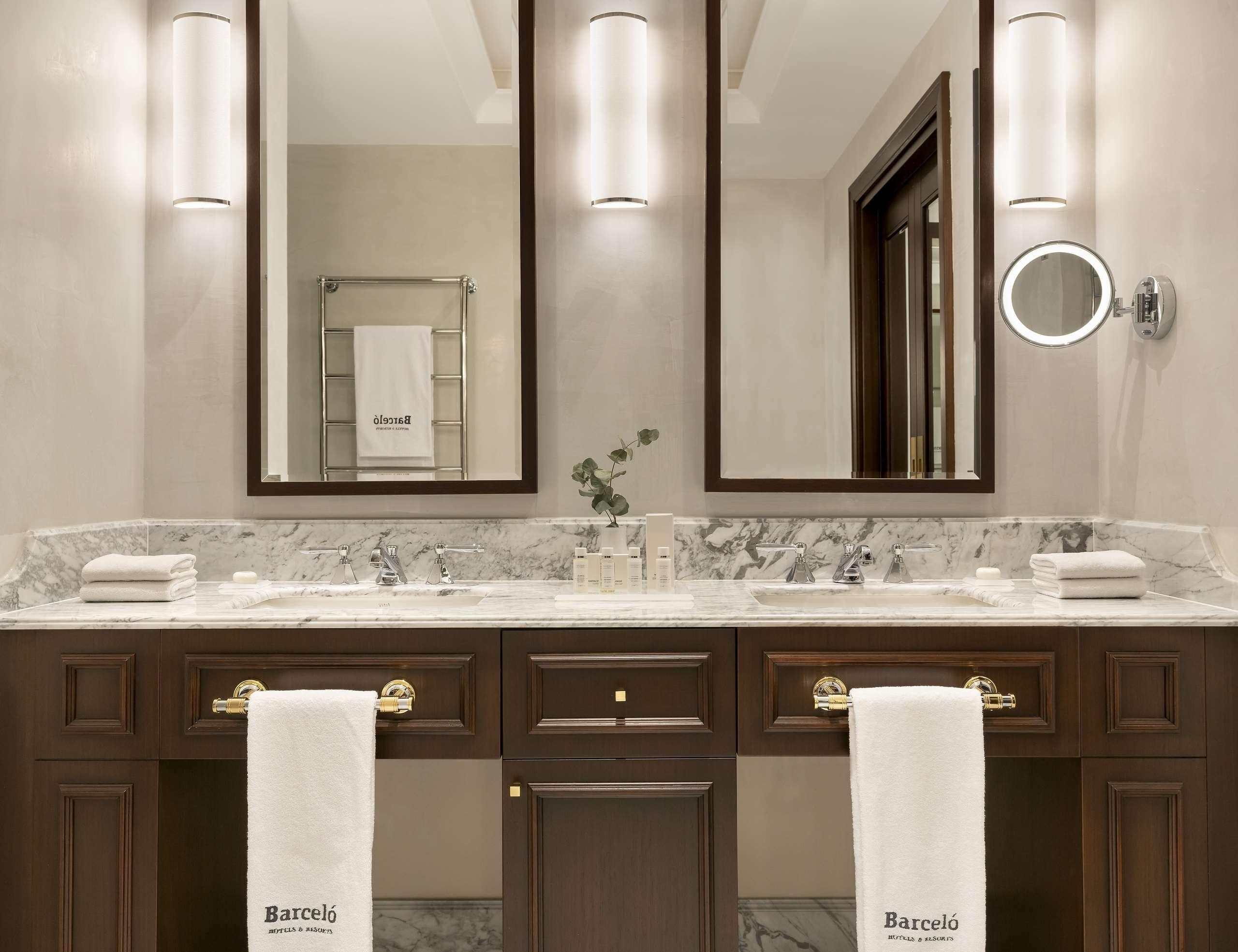 Double or Twin Deluxe