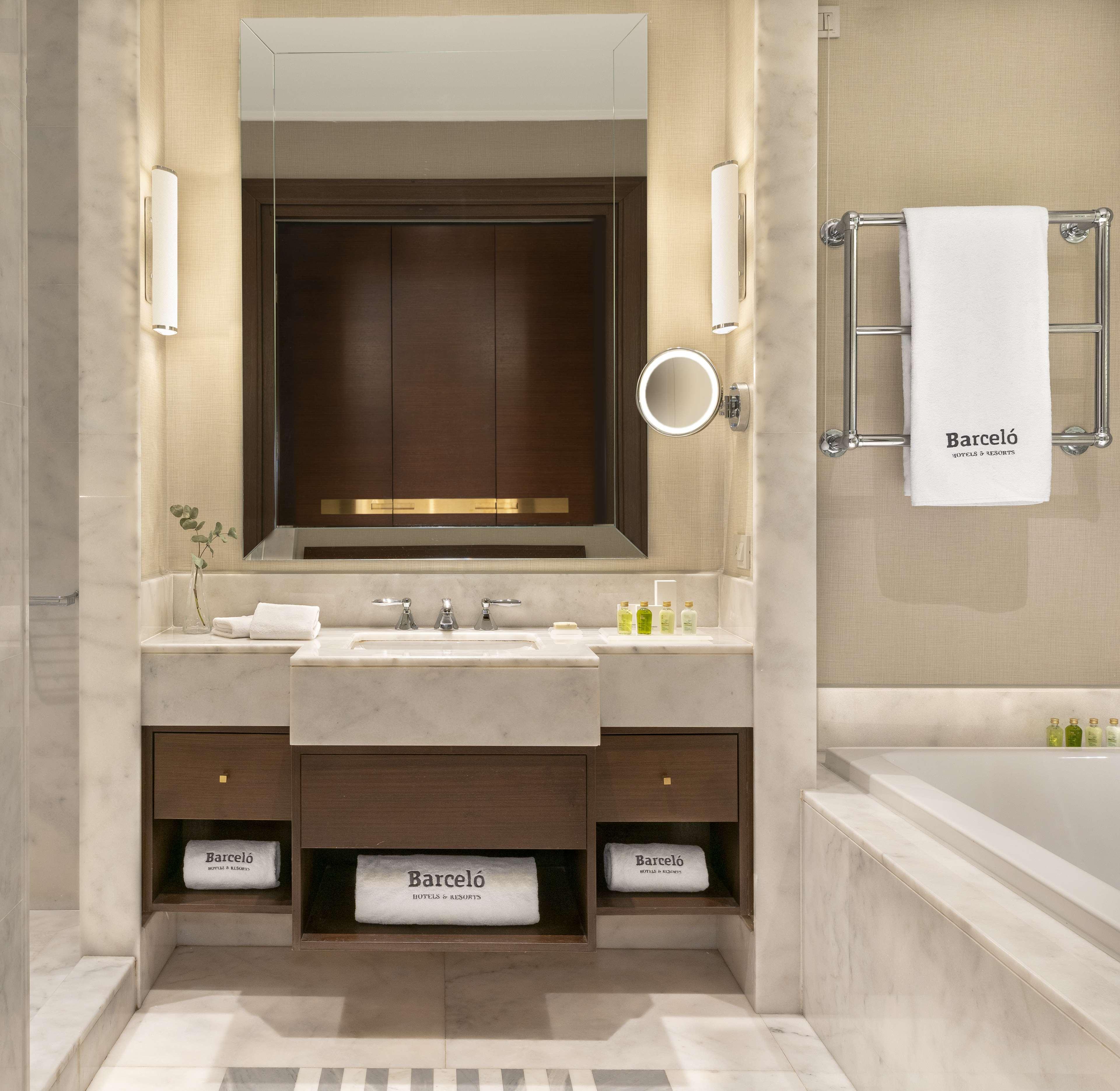 Double or Twin Connecting Room