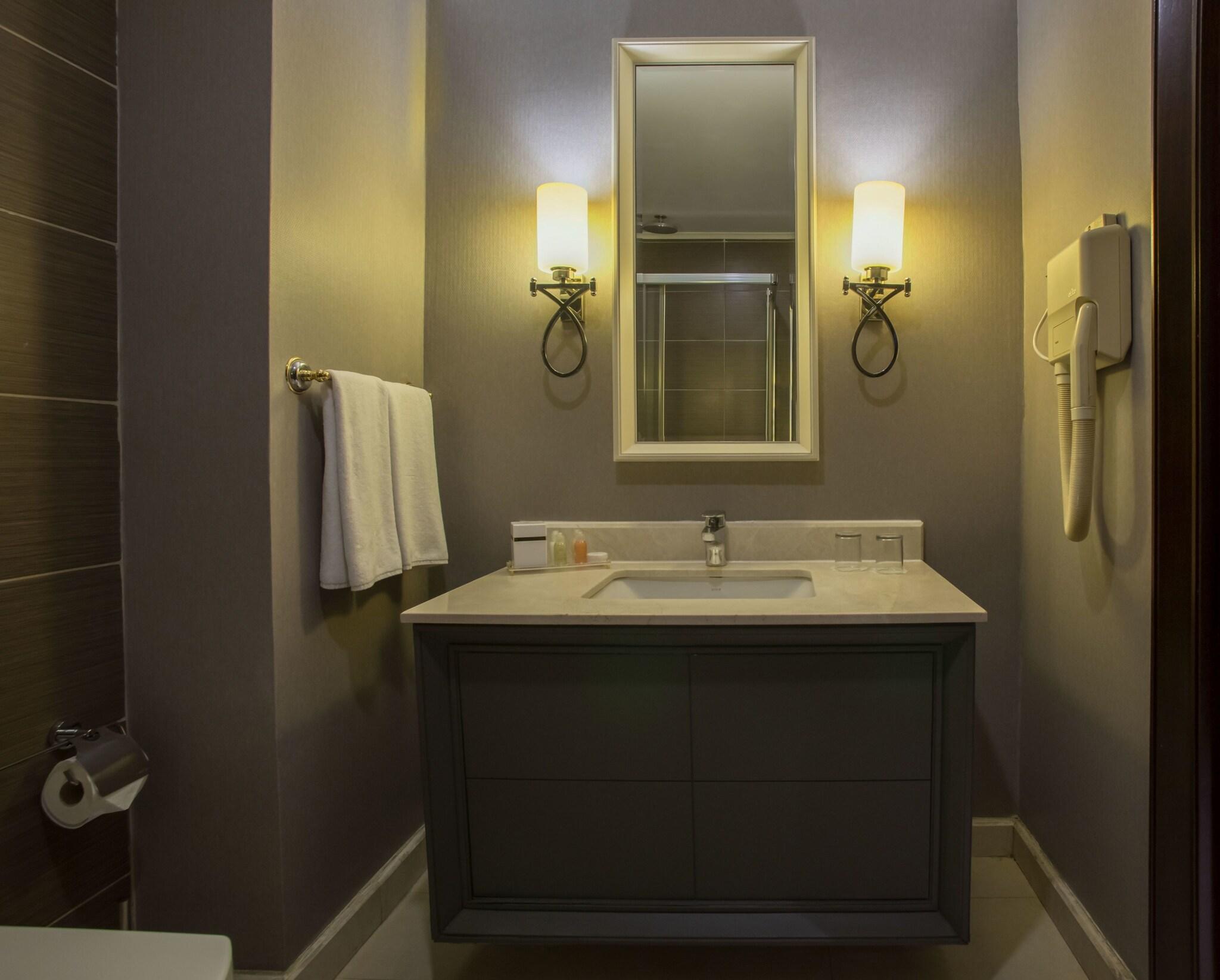 Family Room Connecting Room