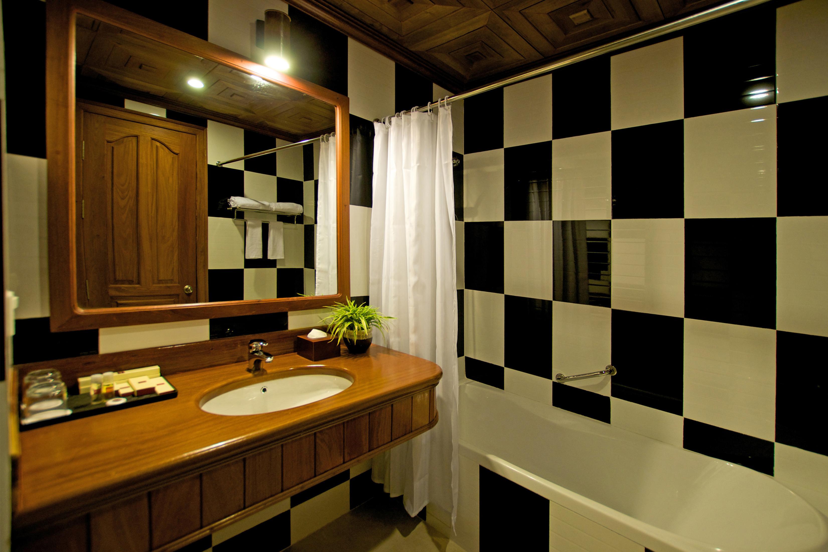 Twin Deluxe River View