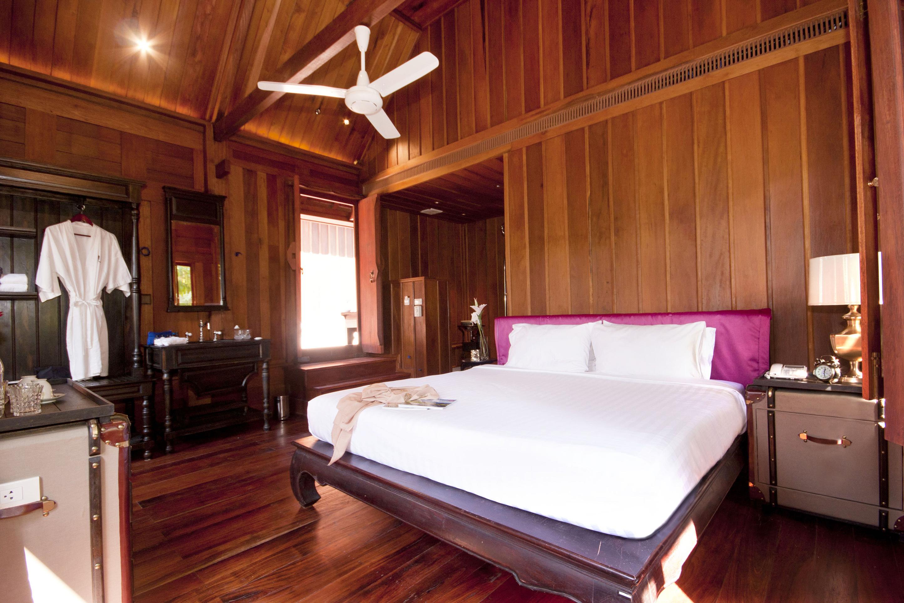 Double or Twin Deluxe