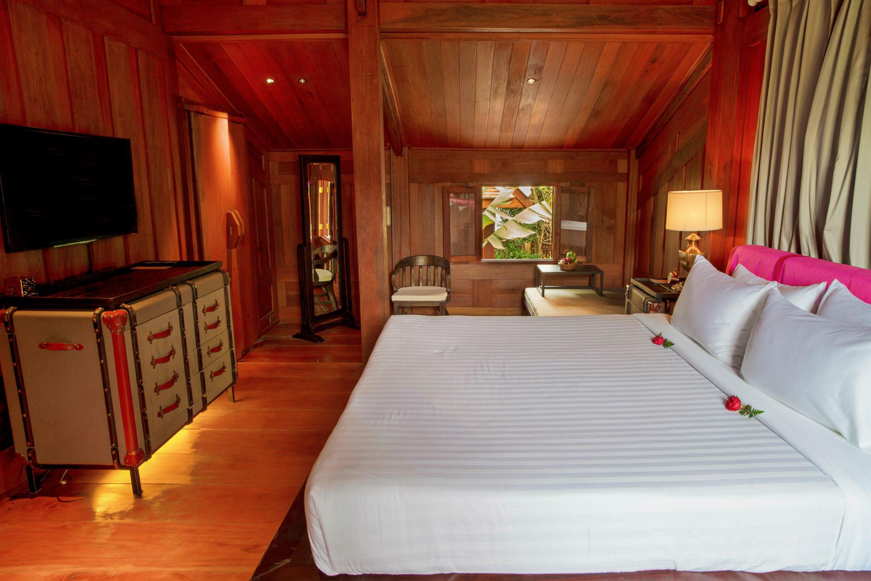 Double or Twin Superior