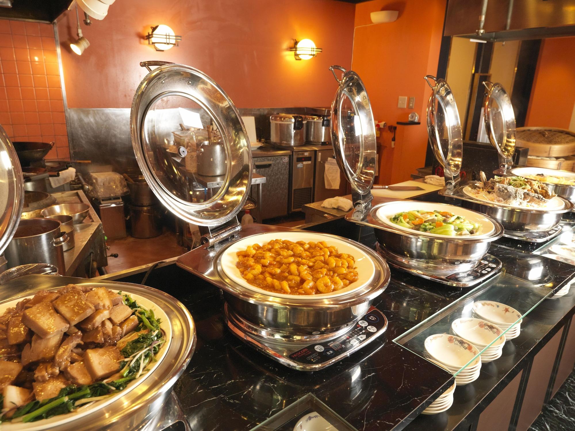 Twin Deluxe Two Beds