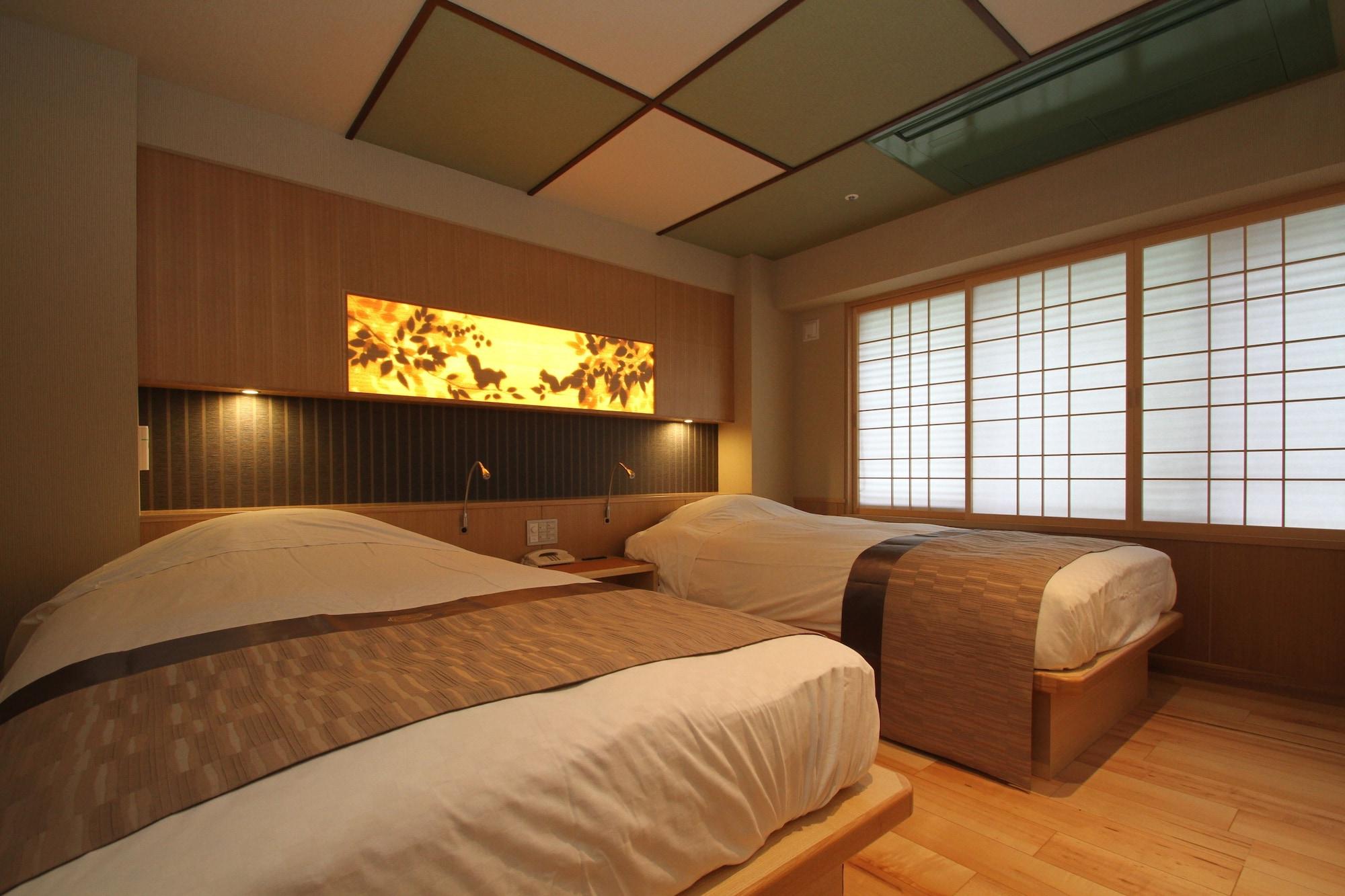 Twin Deluxe Two Beds