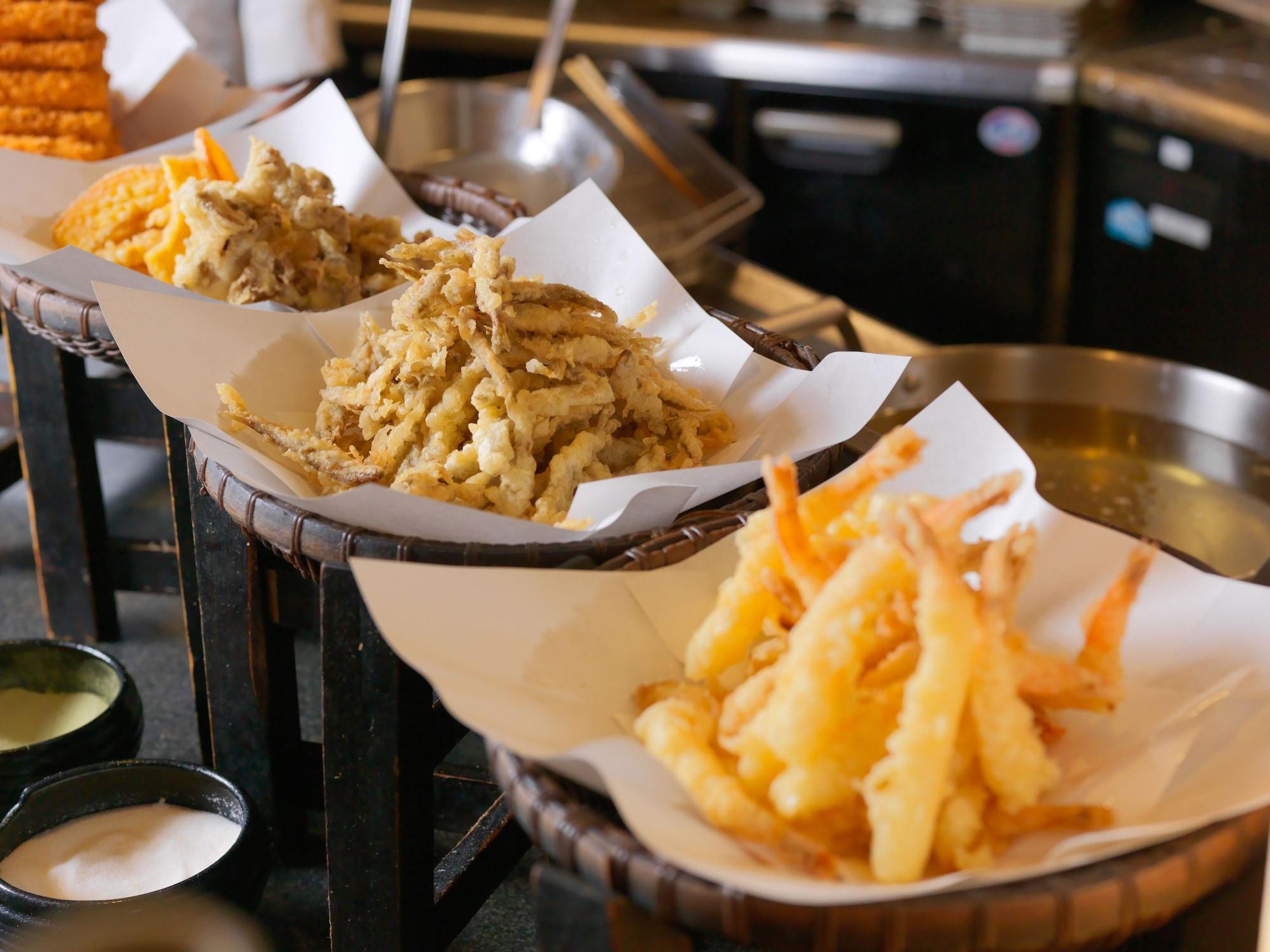 Twin Deluxe Two Beds