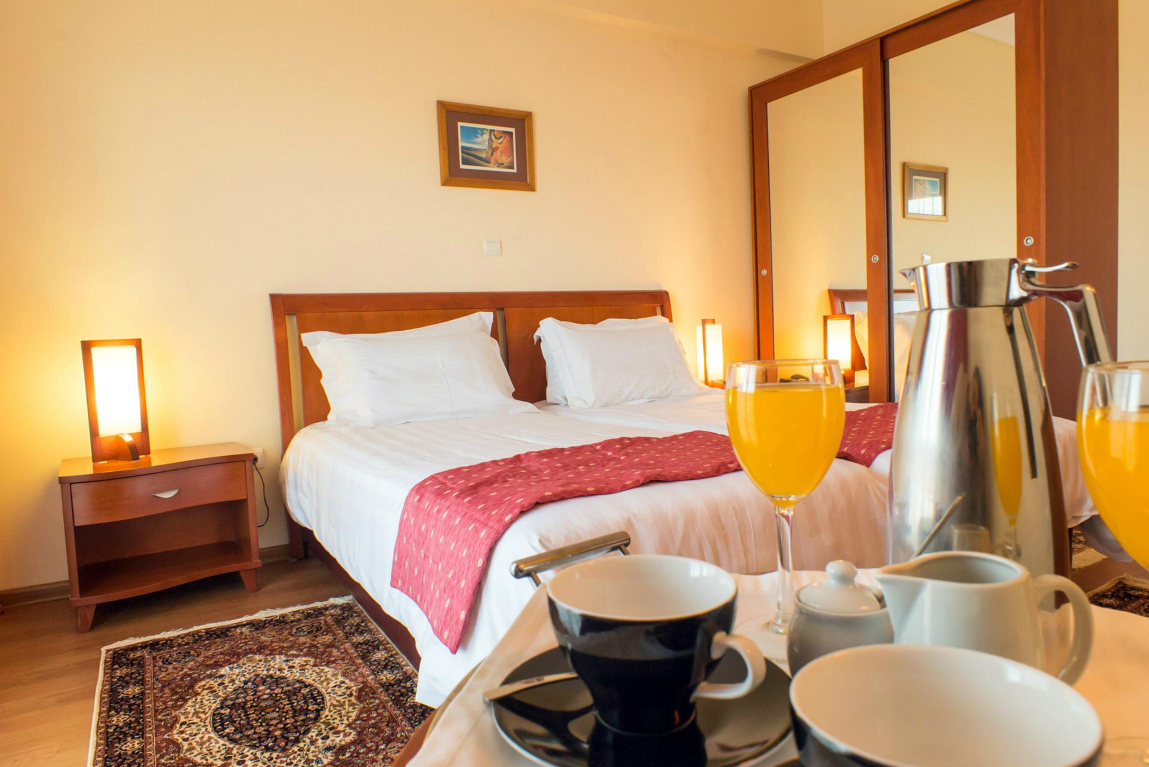 Double or Twin Standard