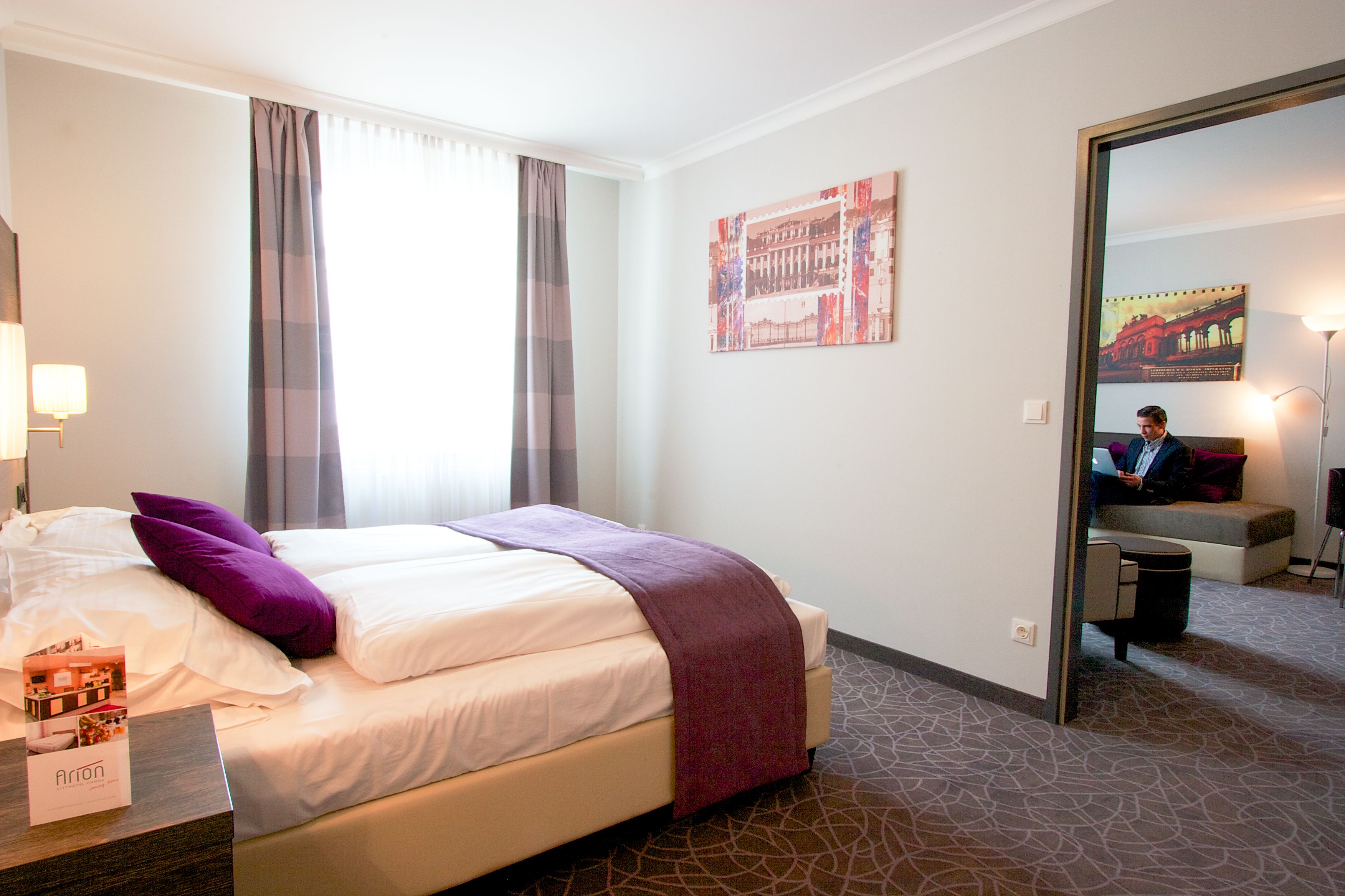 Apartment with Kitchenette