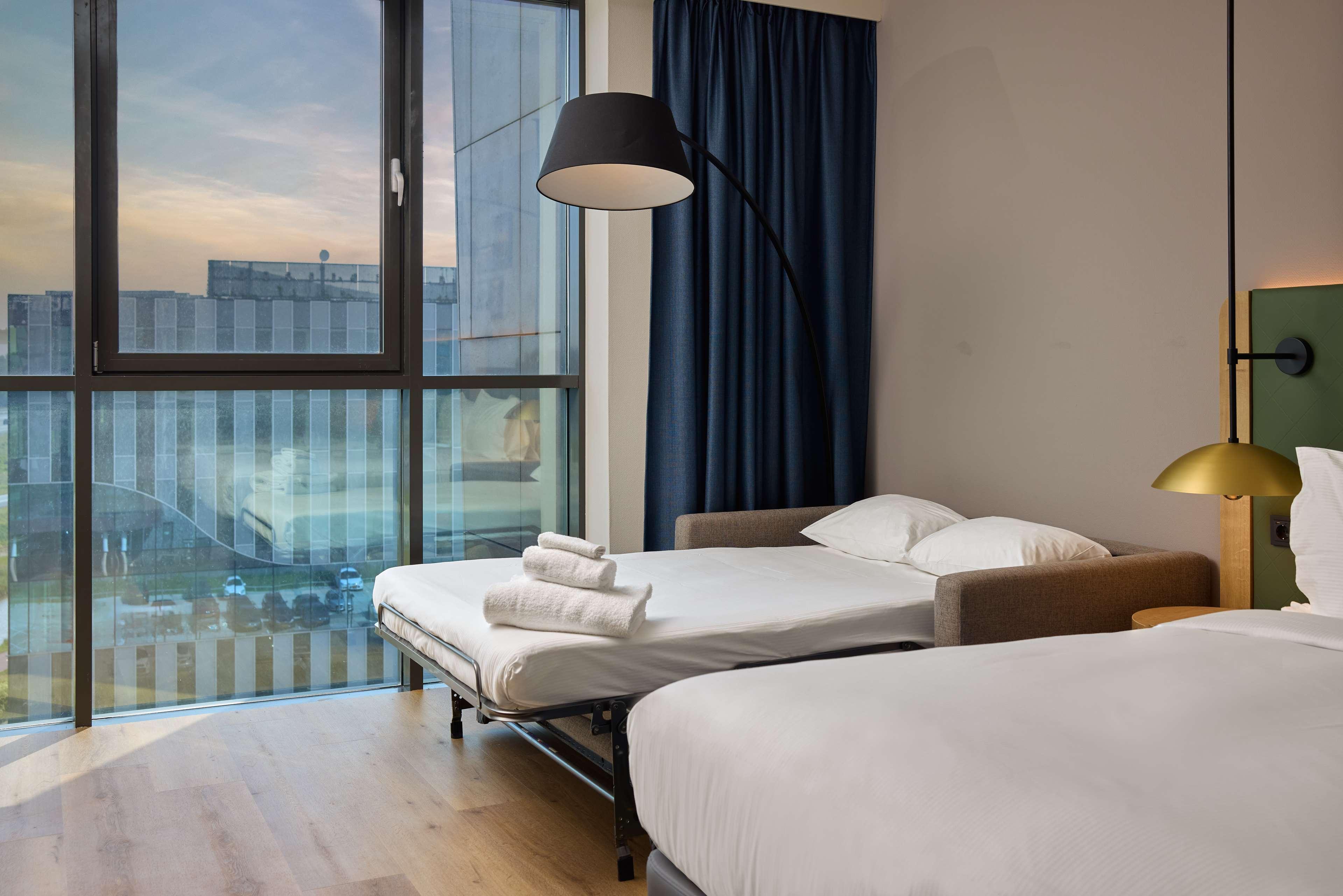 Family Room Connecting Room