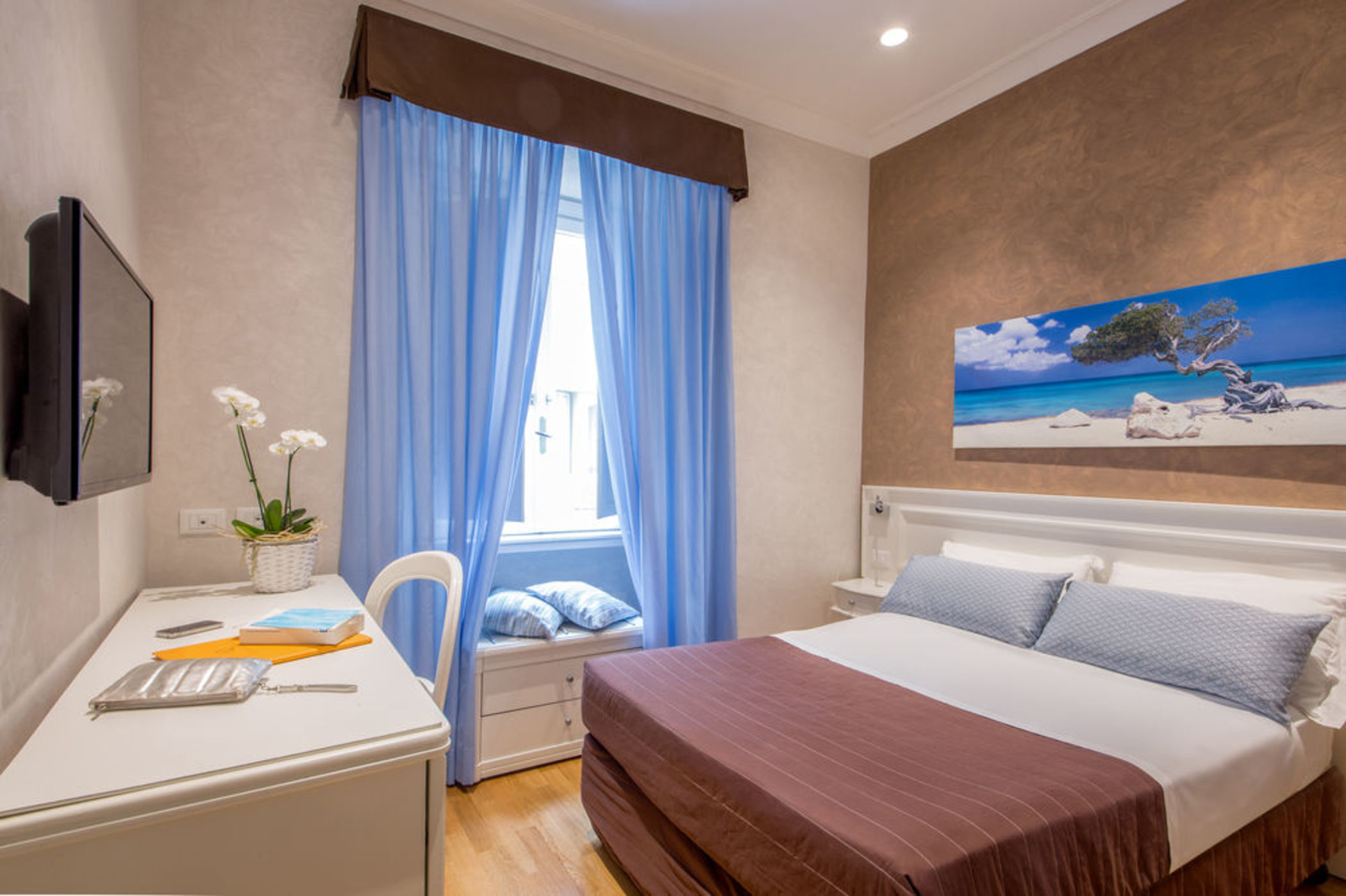 Double or Twin Standard