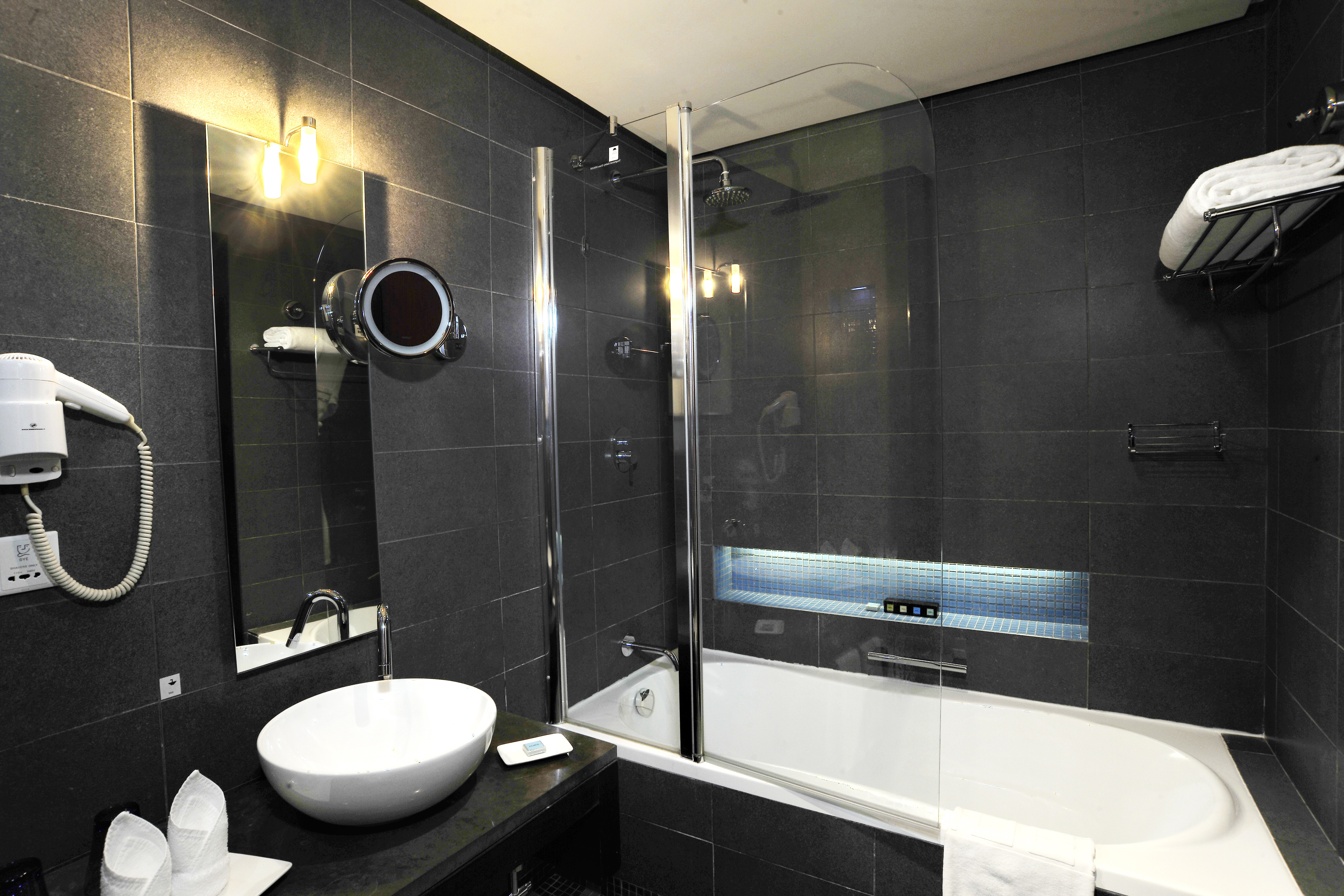 Double or Twin Deluxe