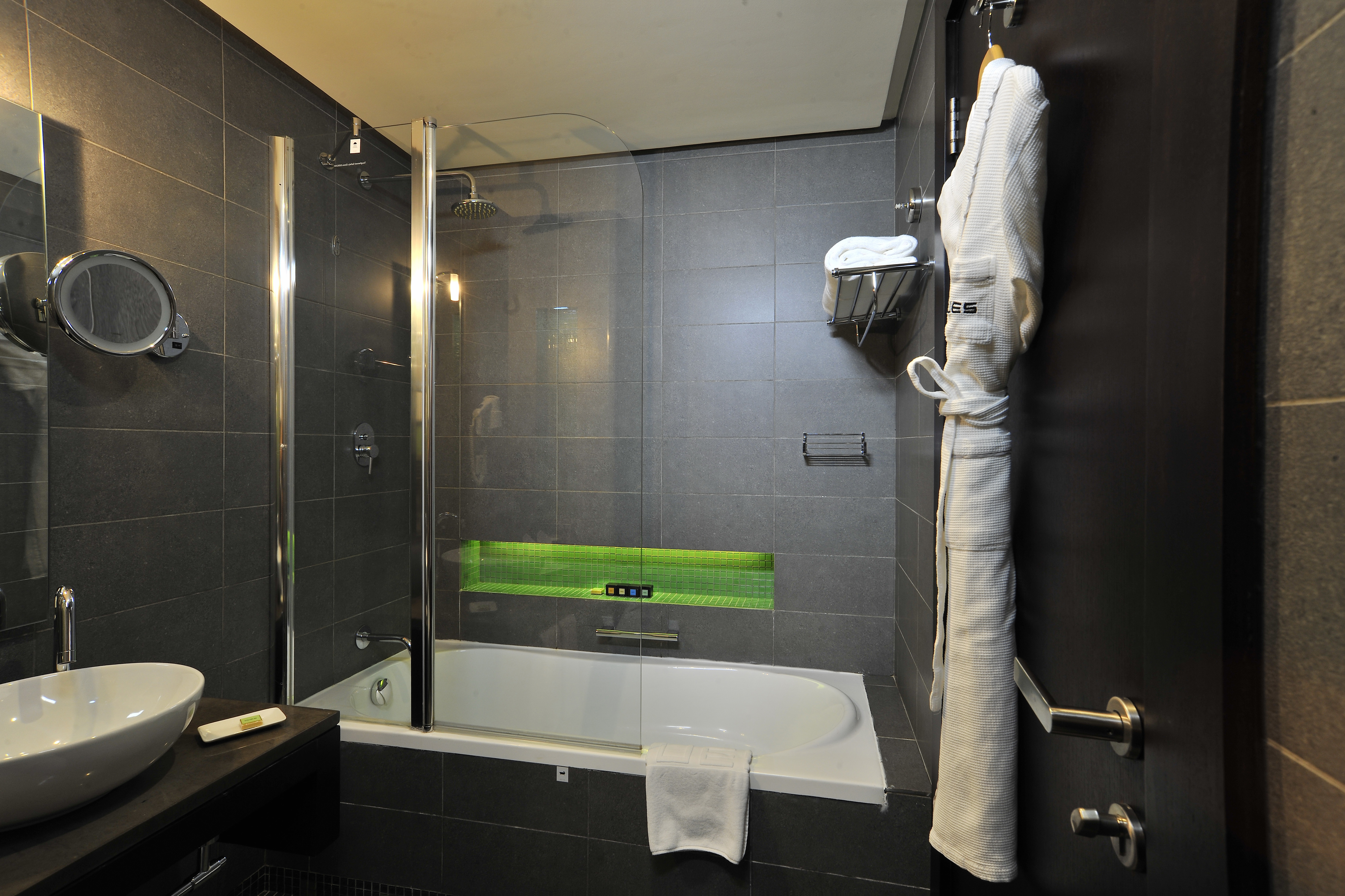 Double or Twin Deluxe