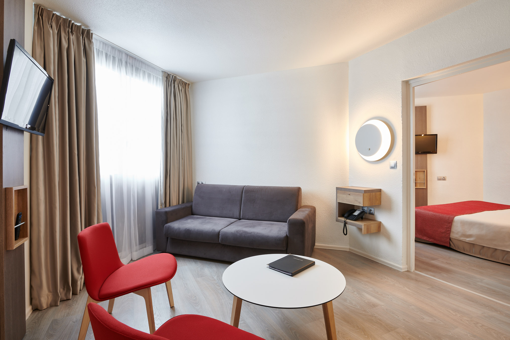 Family Room Capacity 4