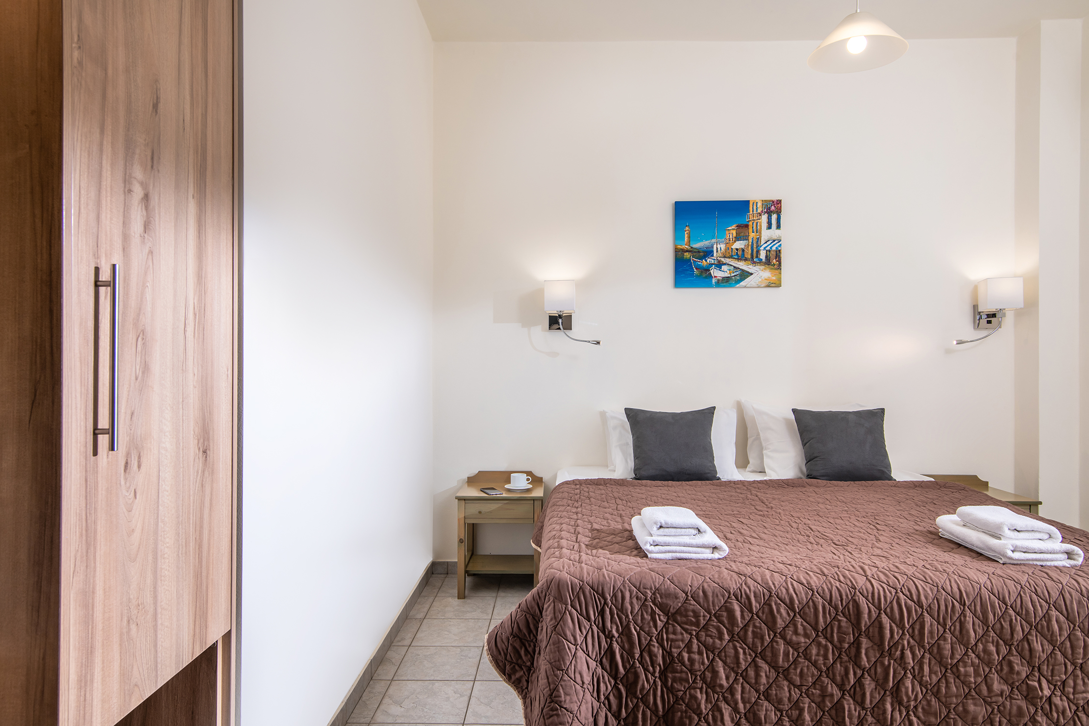 Double or Twin Standard