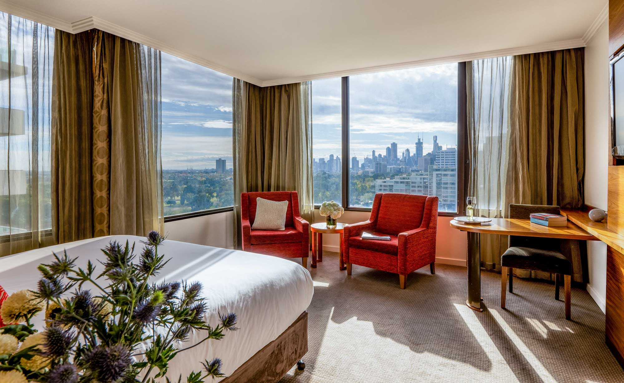 Double Deluxe City View King Bed