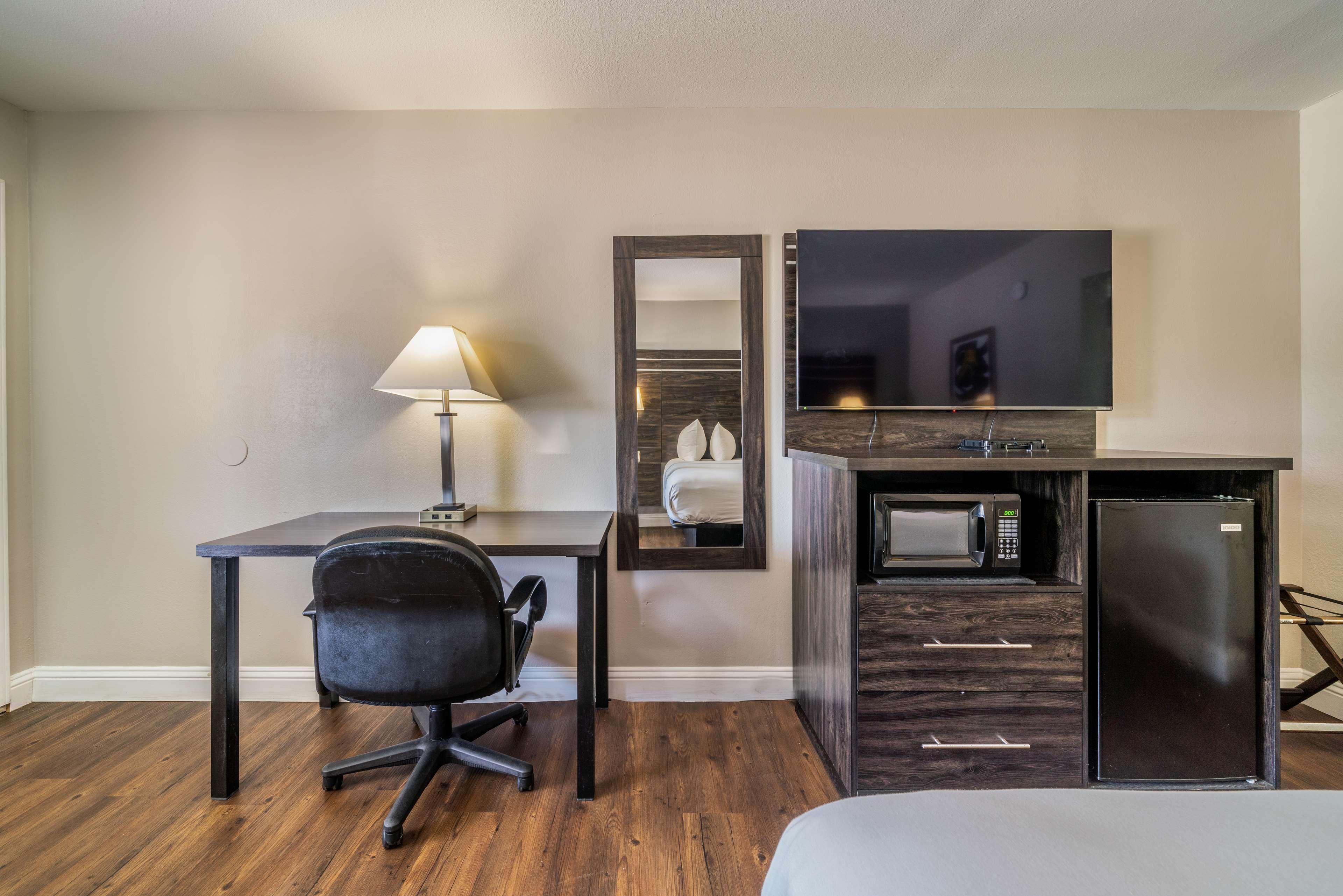 Room Two Queen Beds Non Smoking