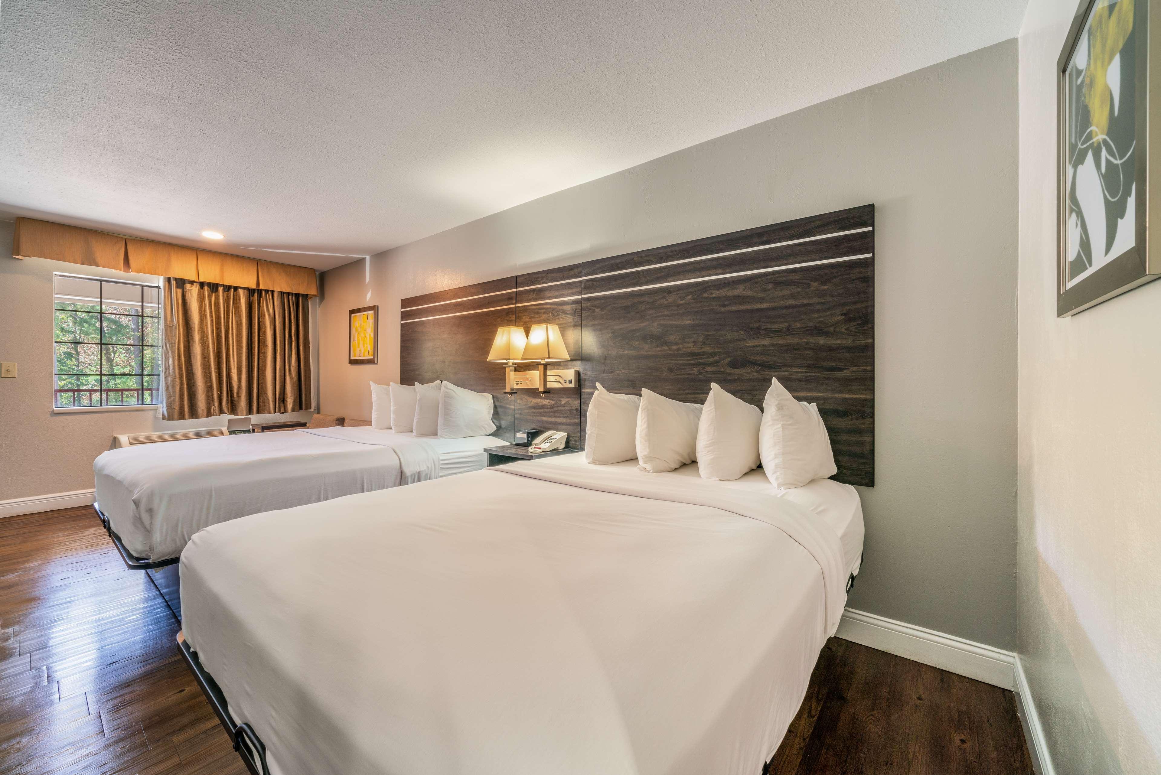 Room Two Queen Beds Non Smoking