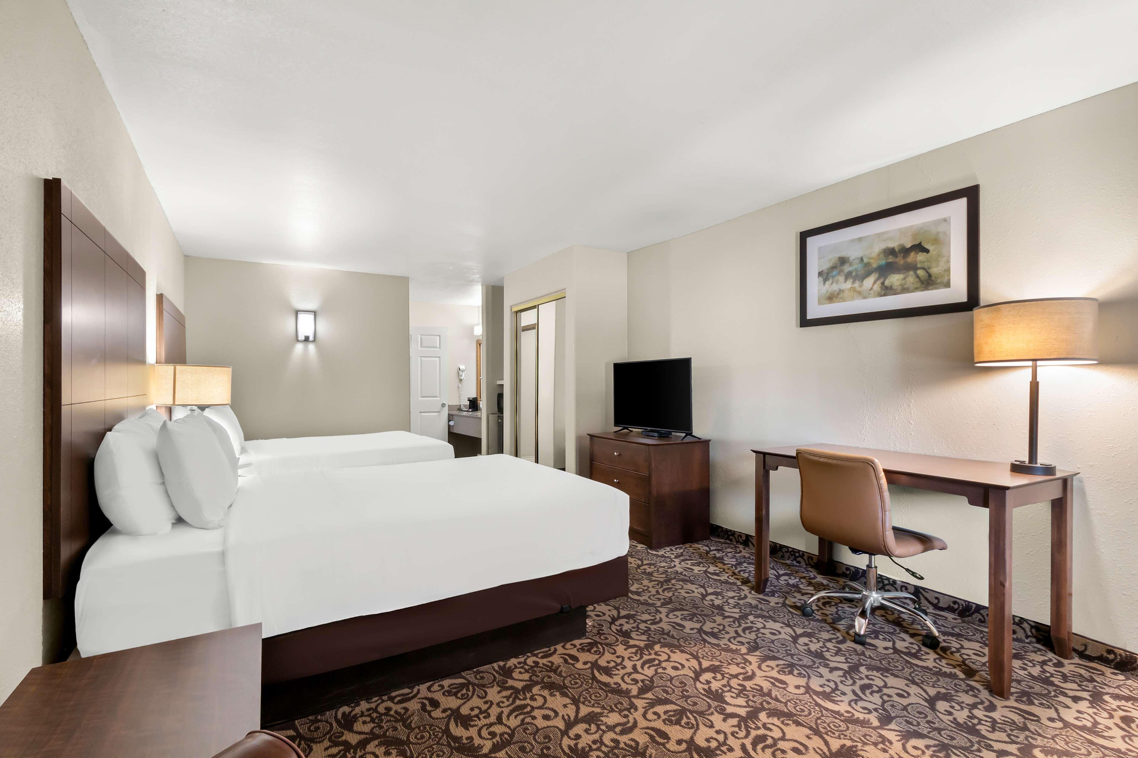 Room Two Queen Beds Non Smoking