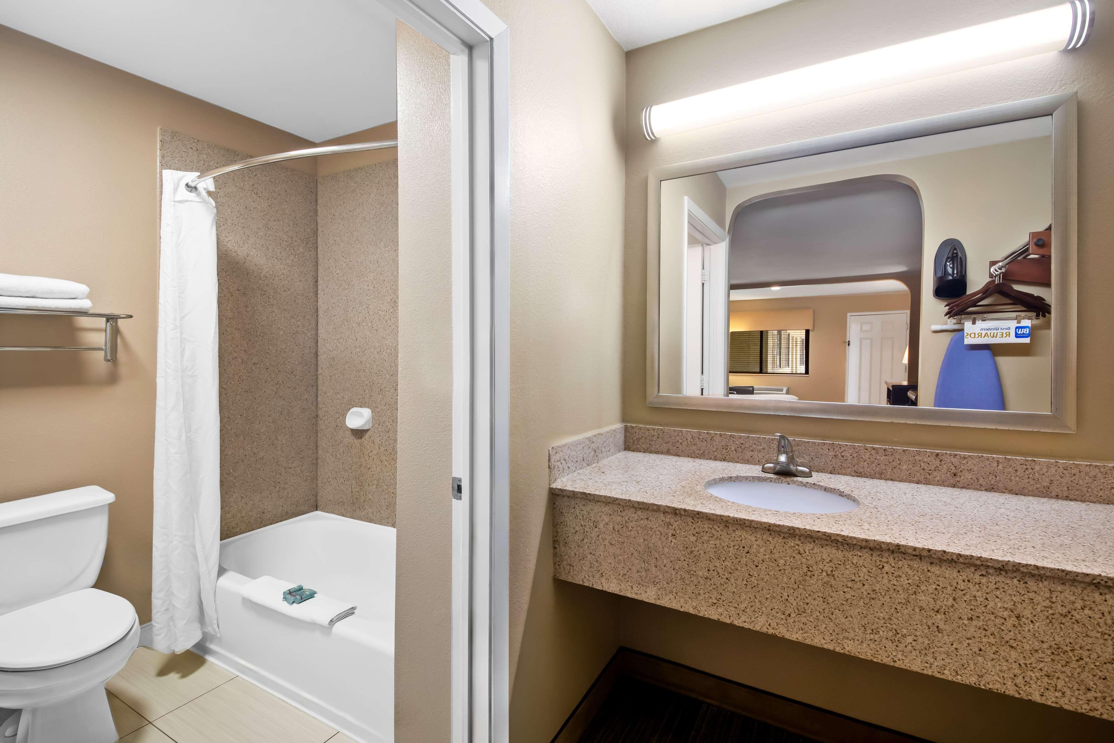 Quadruple Two Queen Beds