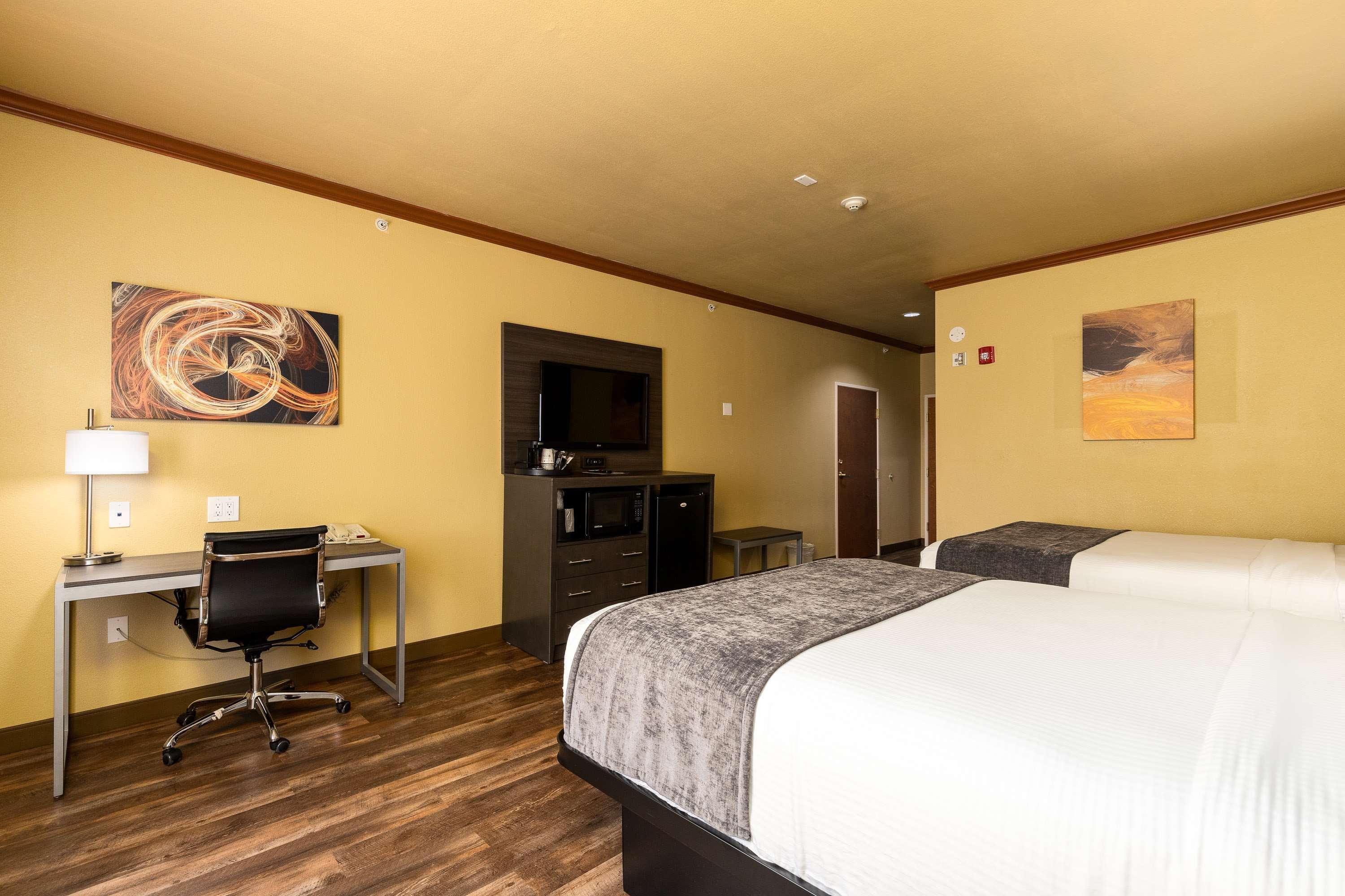 Room Two Queen Beds Non Smoking