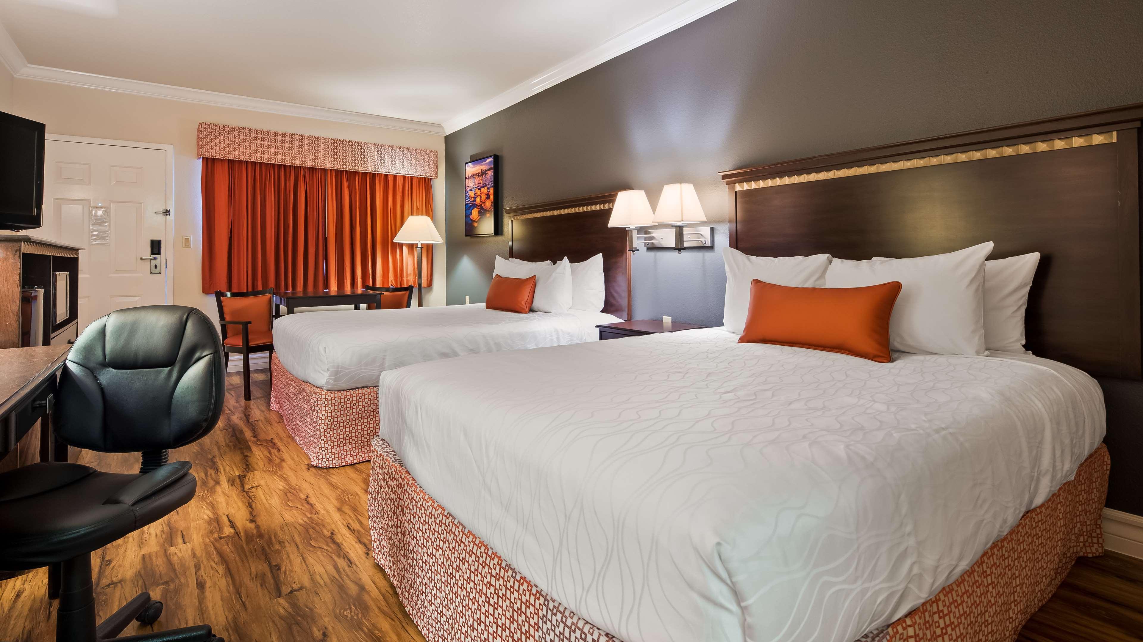 Room Two Queen Beds Non Smoking