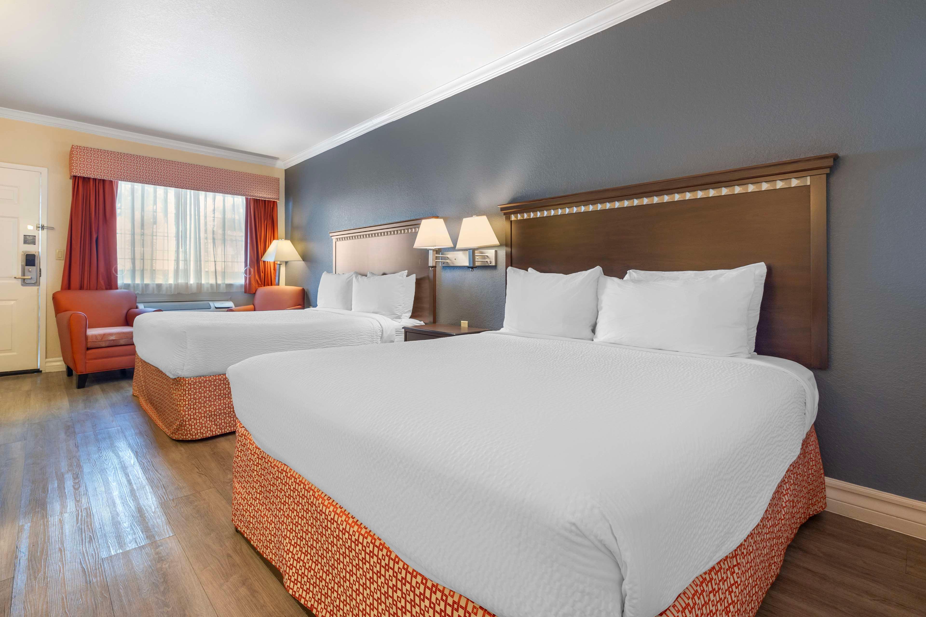 Room Two Queen Beds Non Smoking