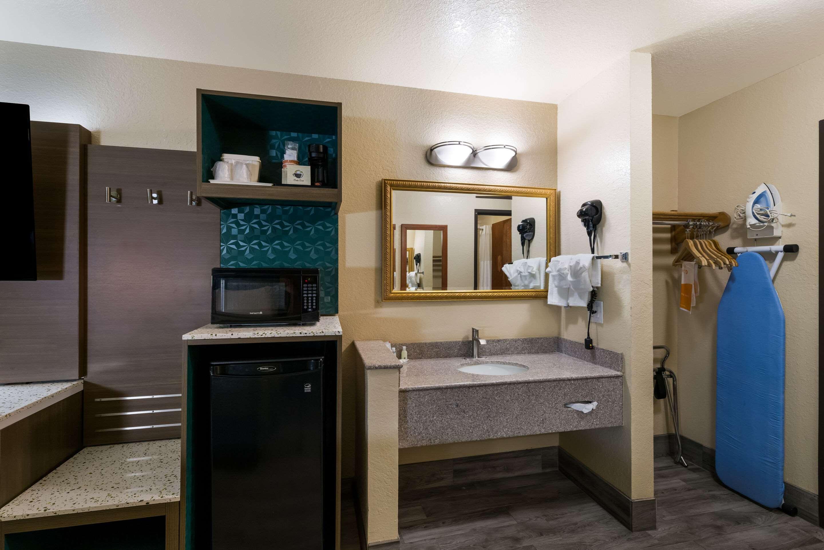 Double Two Queen Beds