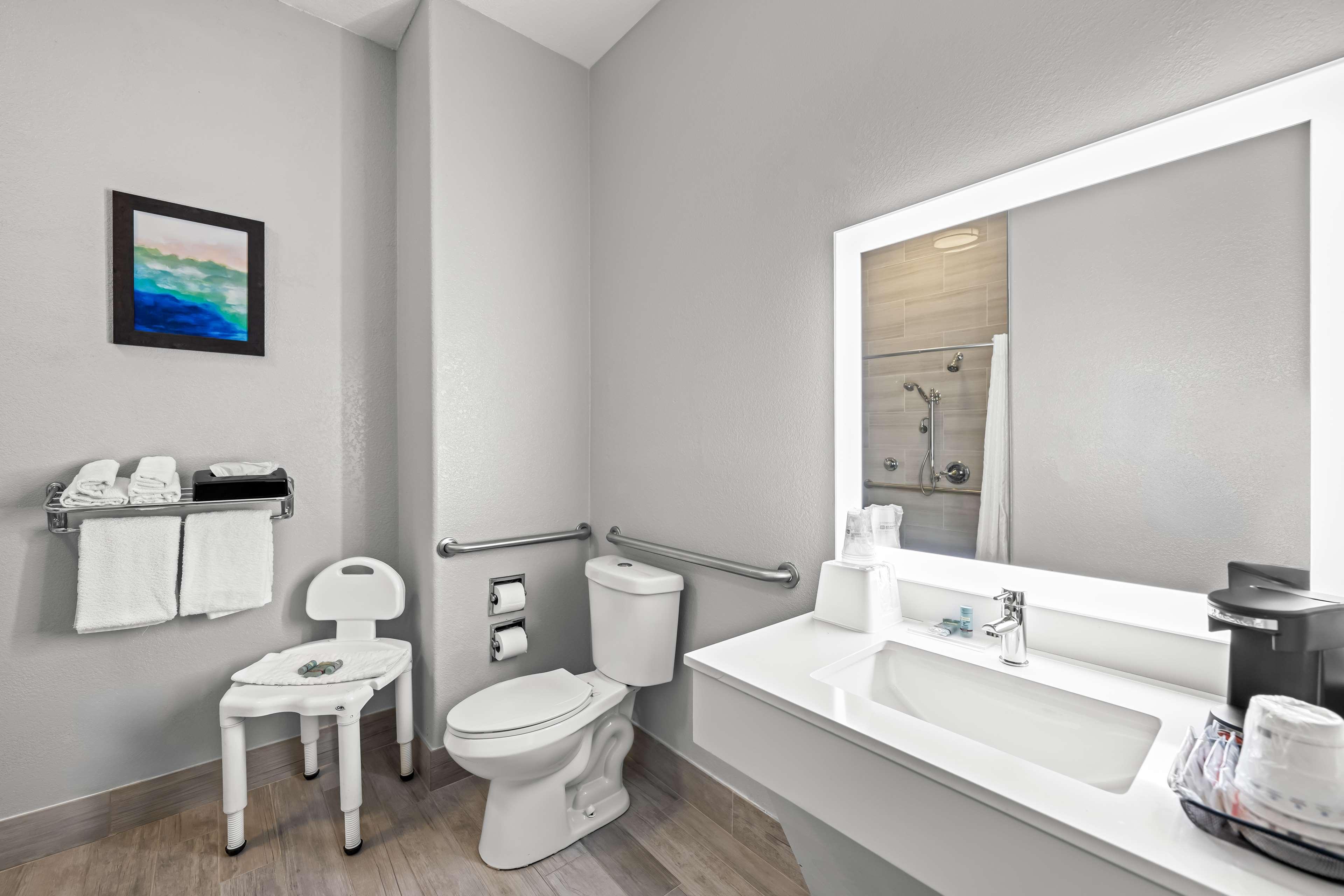 Double Accessible King Size Bed