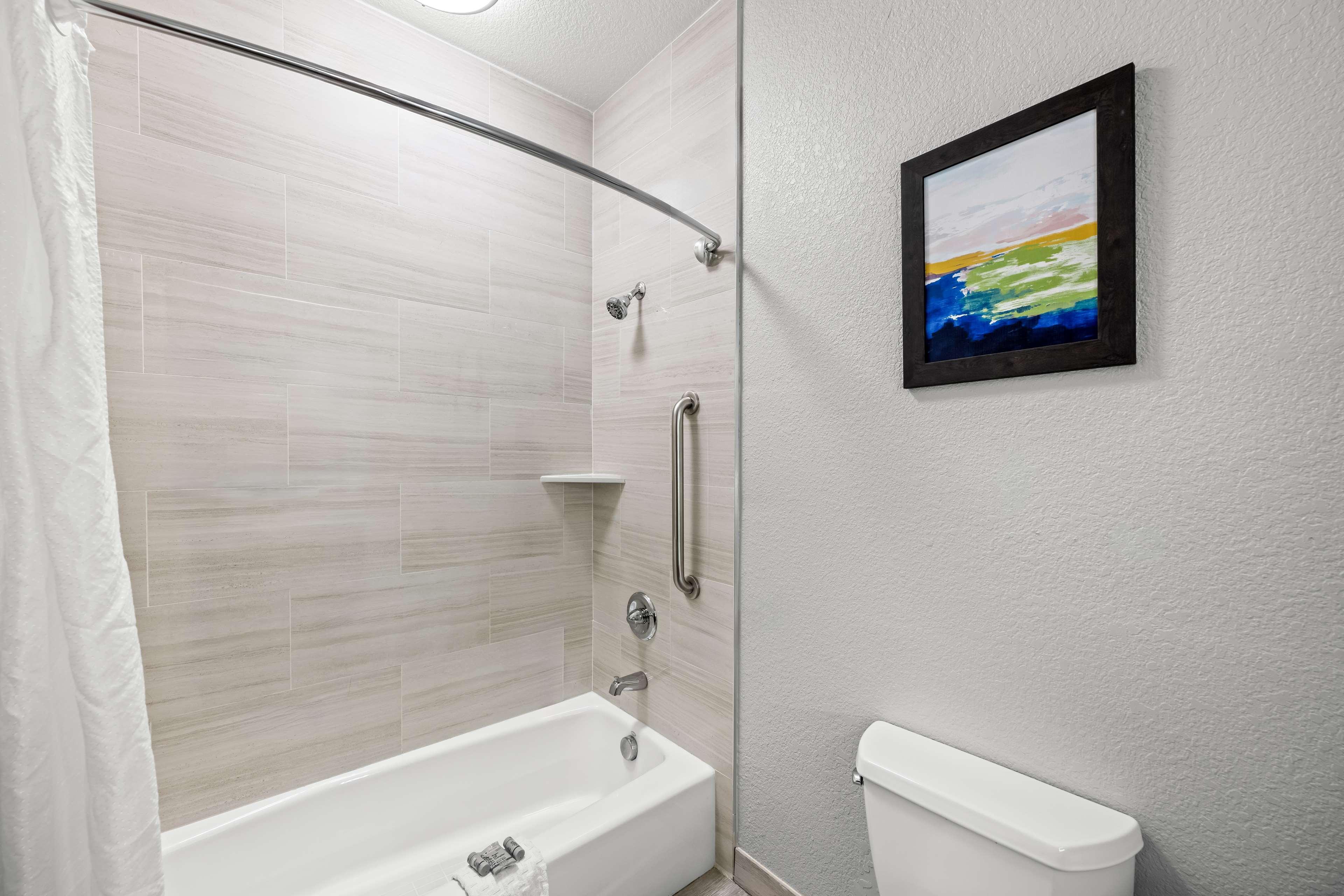 Double King Bed Non Smoking